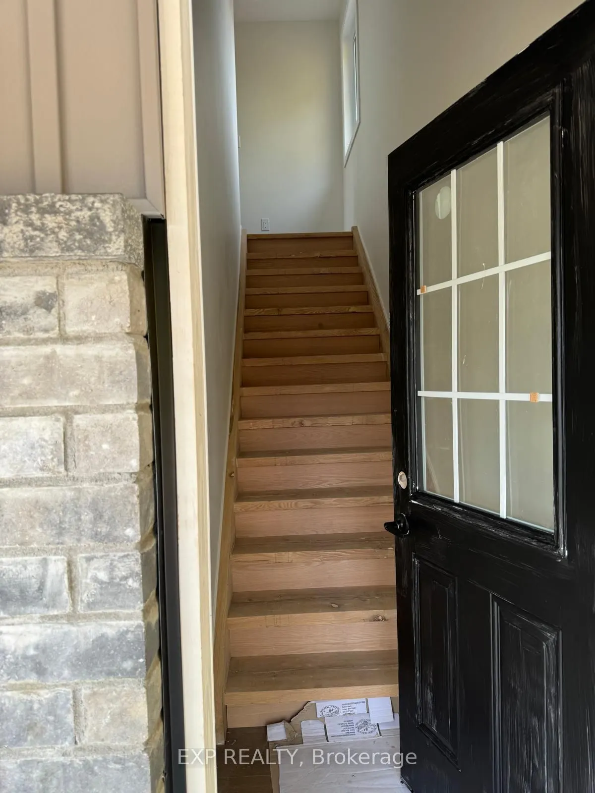 910 William Booth Crescent