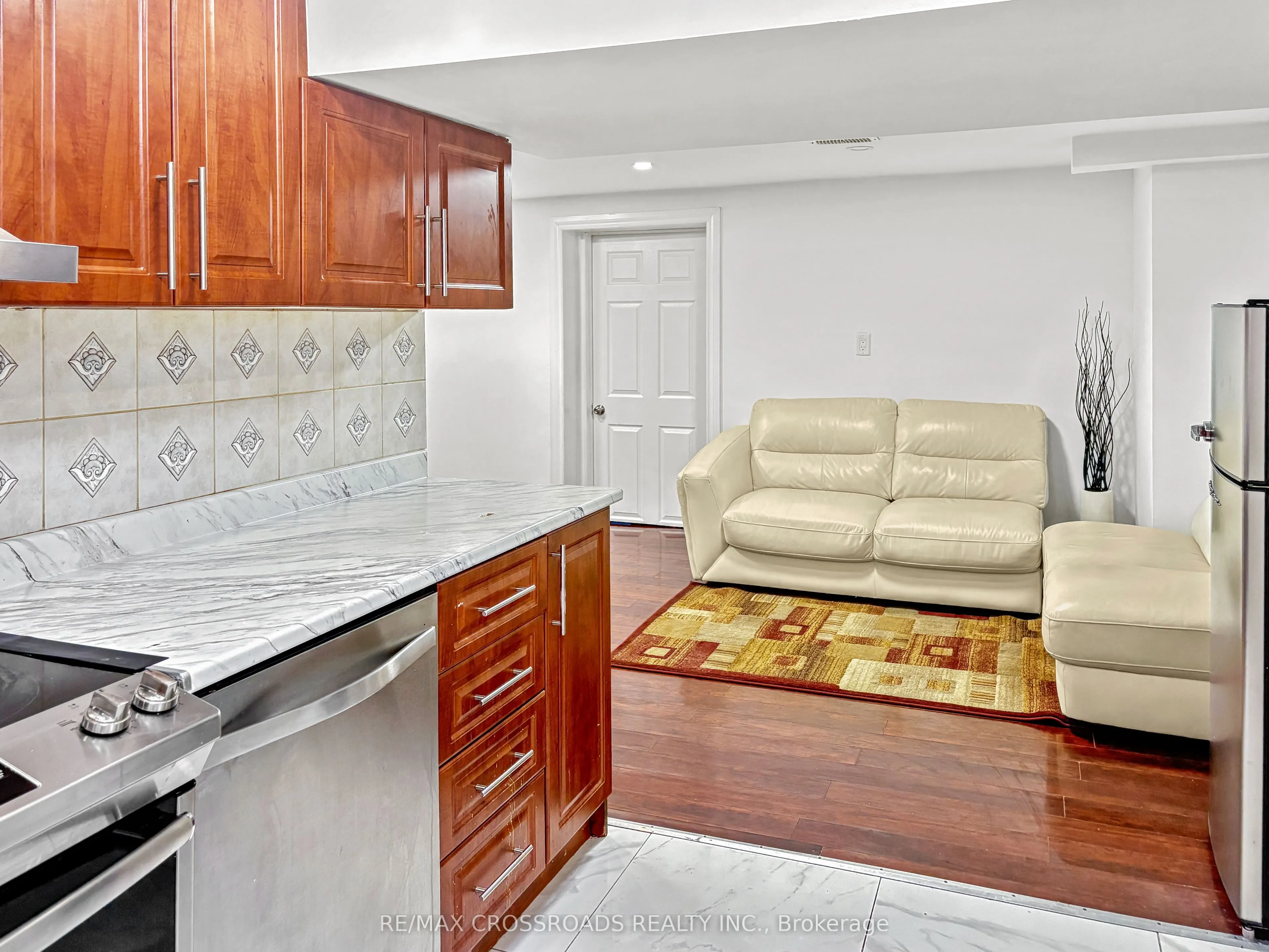 46 Ronway Crescent