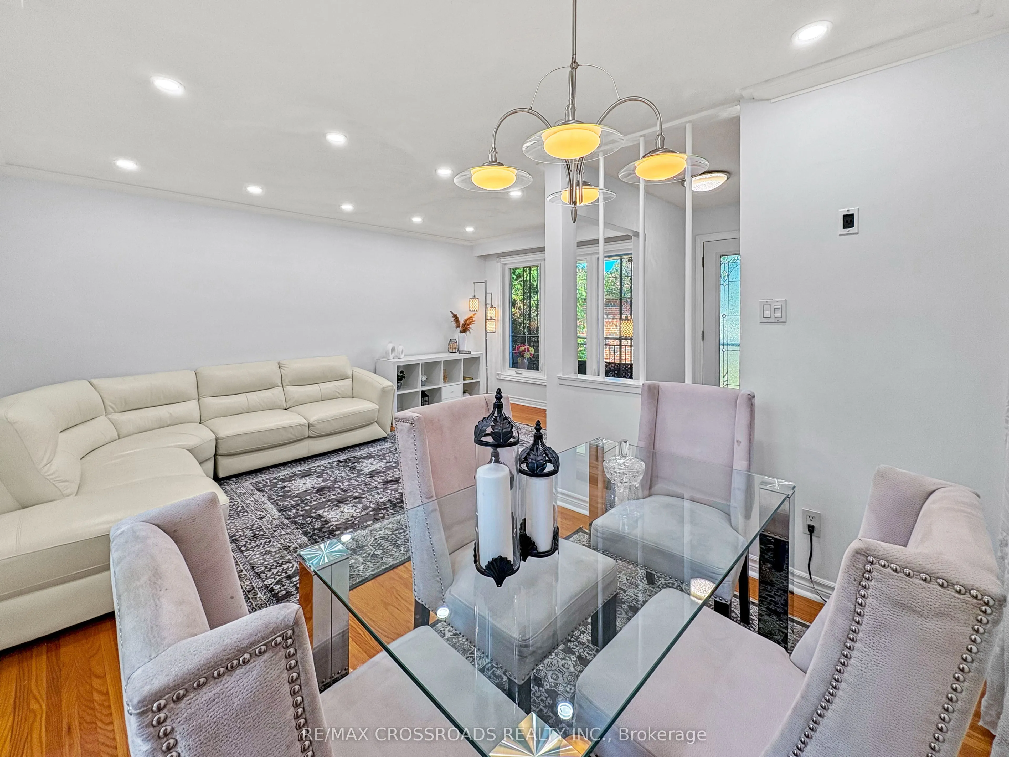 46 Ronway Crescent