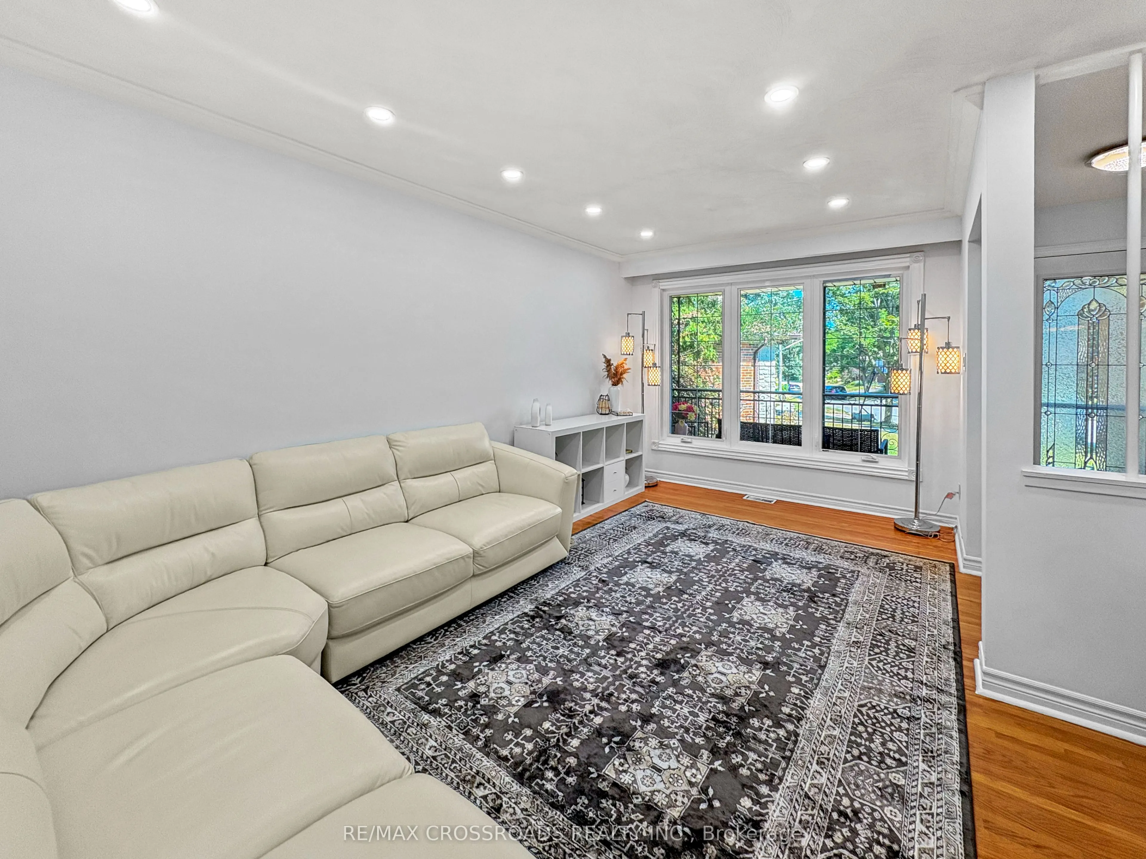 46 Ronway Crescent