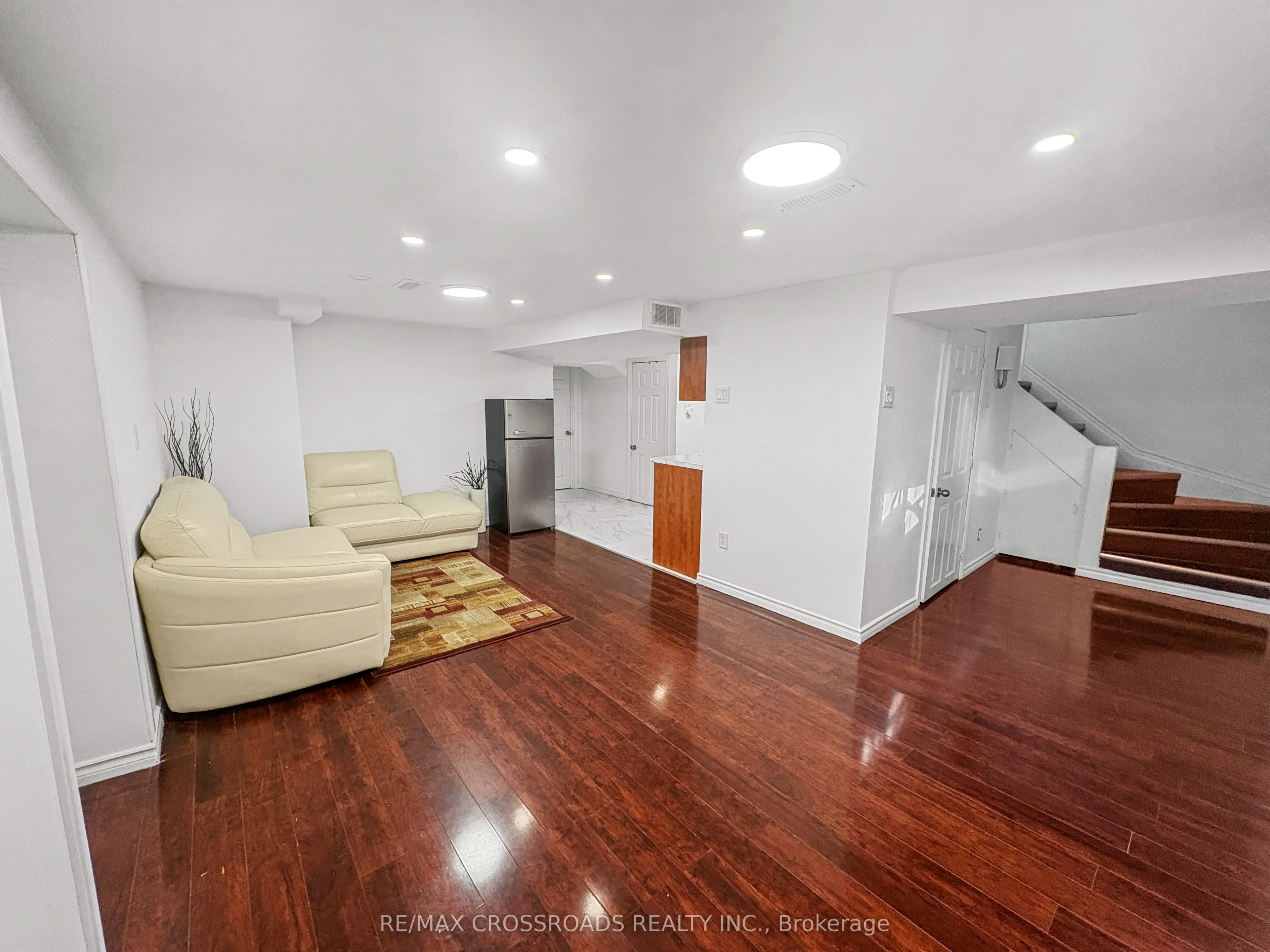 46 Ronway Crescent