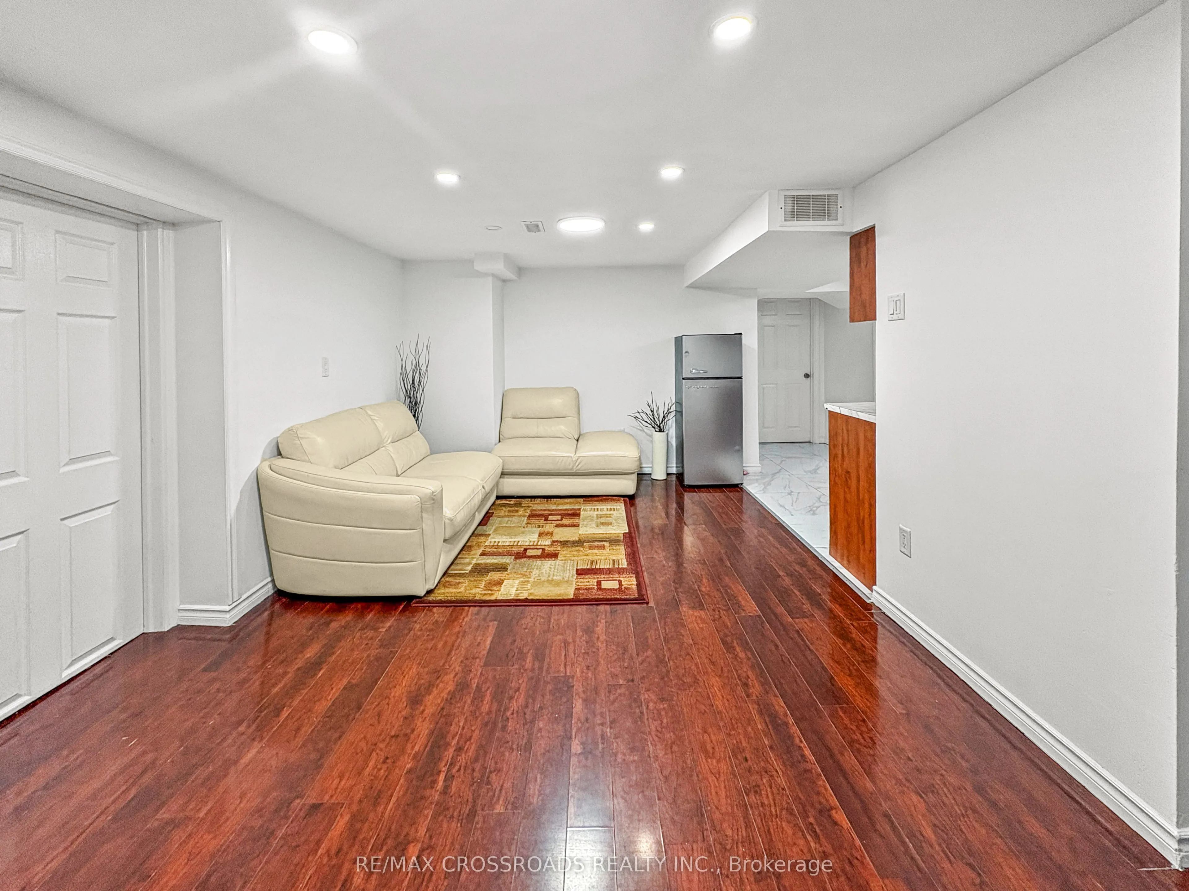 46 Ronway Crescent