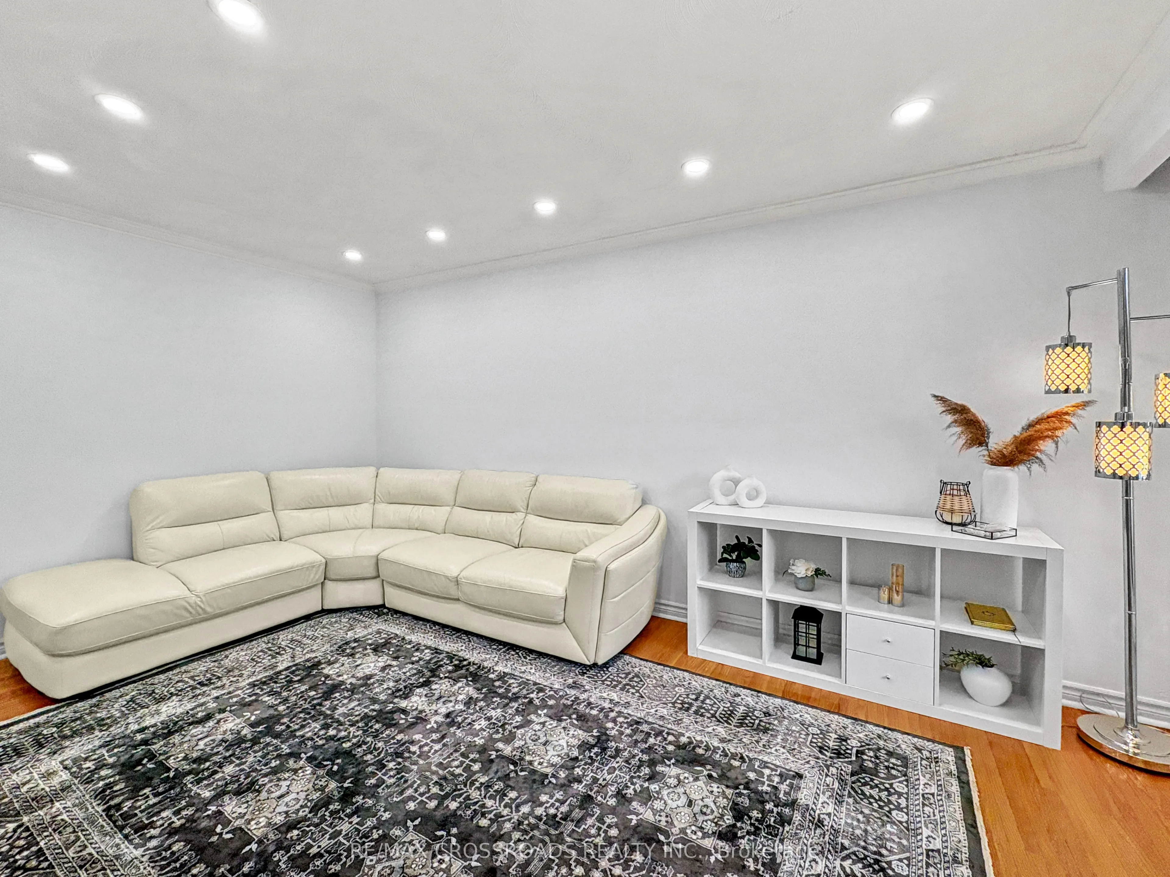 46 Ronway Crescent