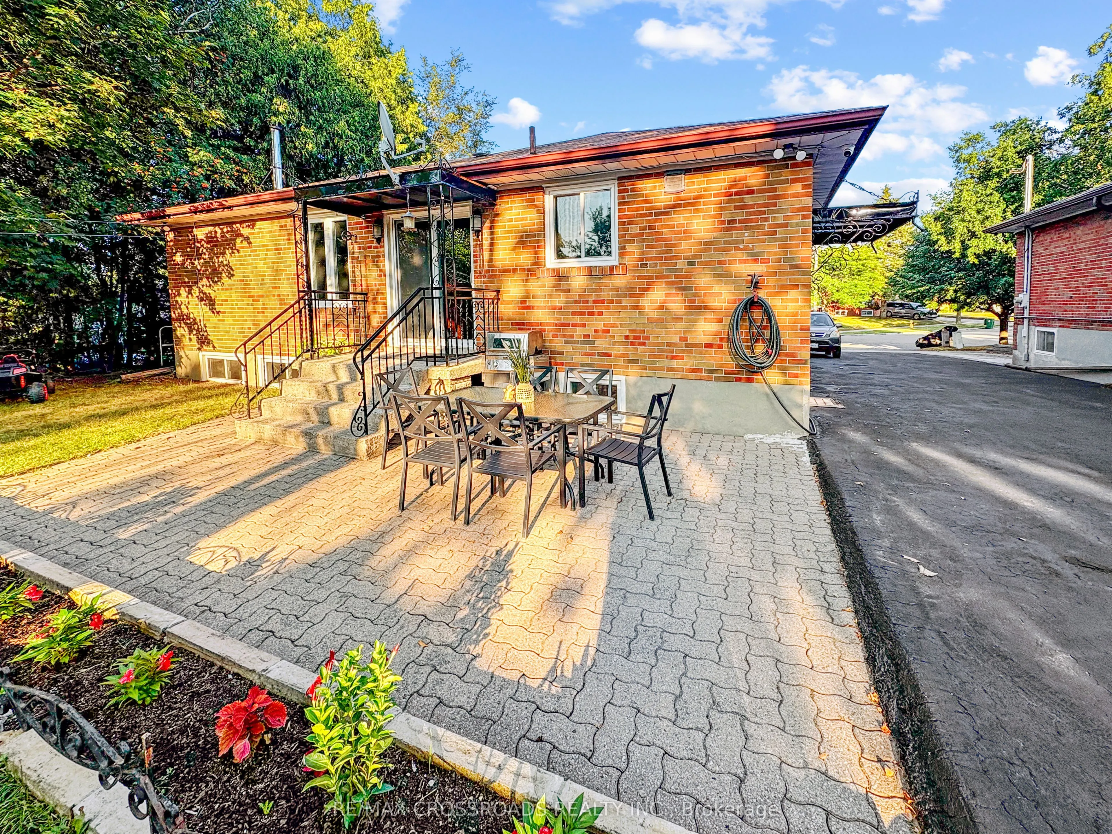 46 Ronway Crescent