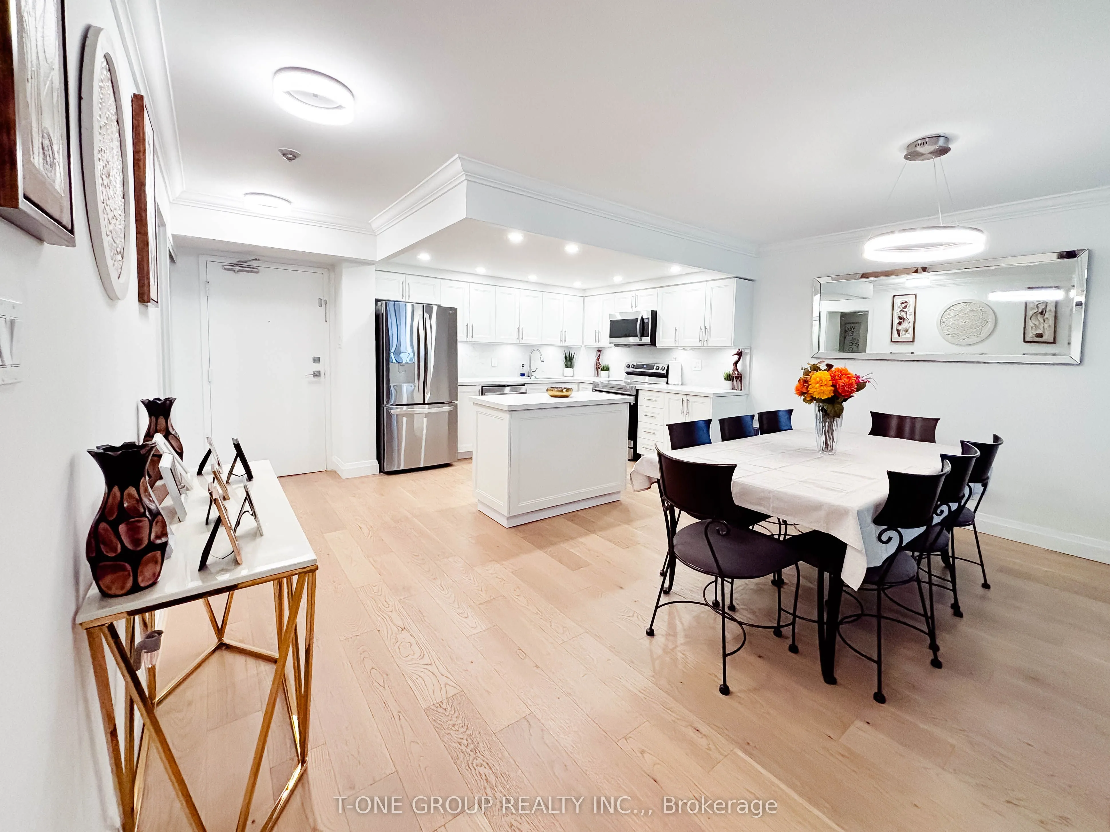 8 Silverbell Grove, #206