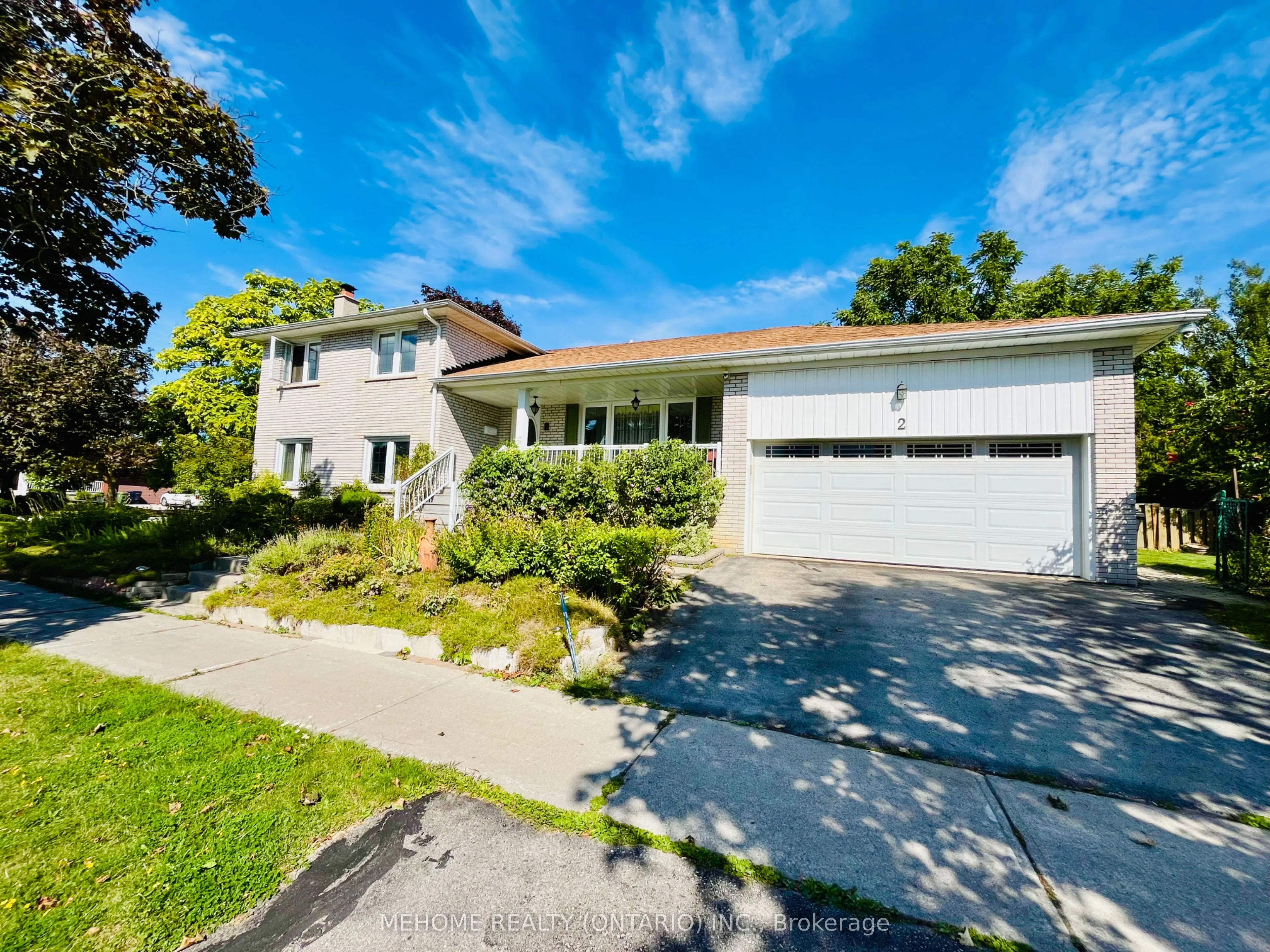 2 Corton Gate, #(Upper)