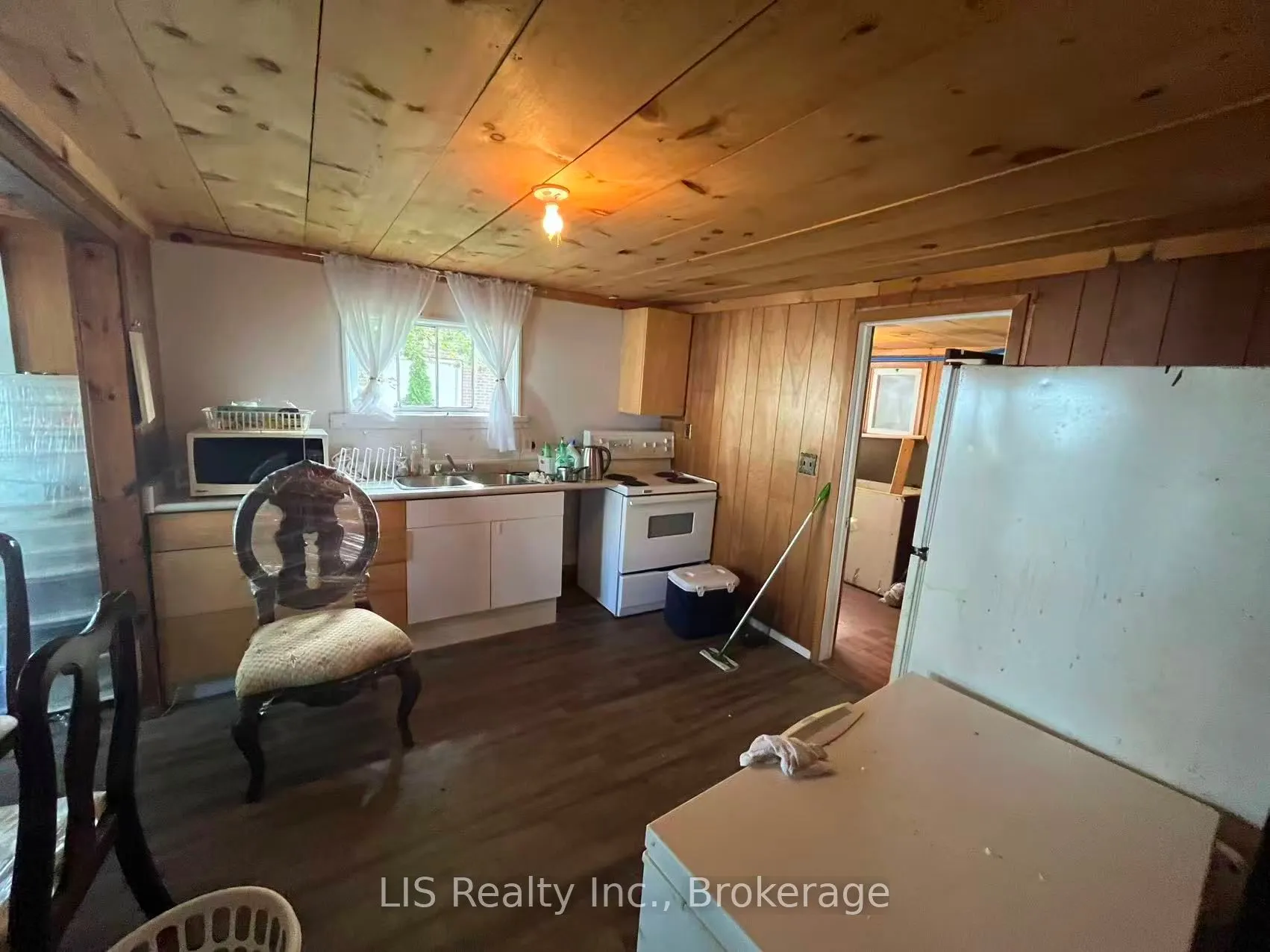 279 Aldred Drive