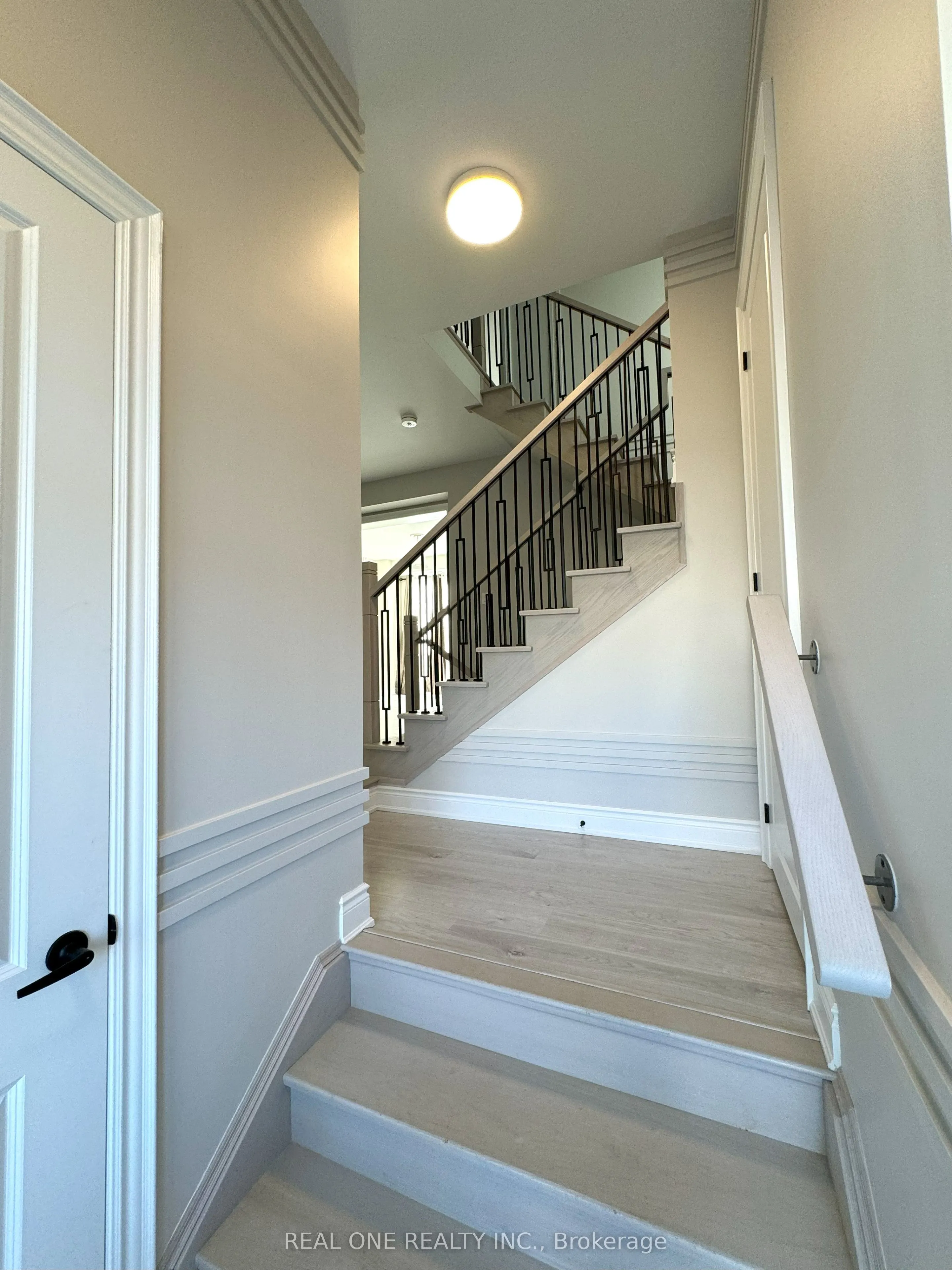 318 Coronation Road