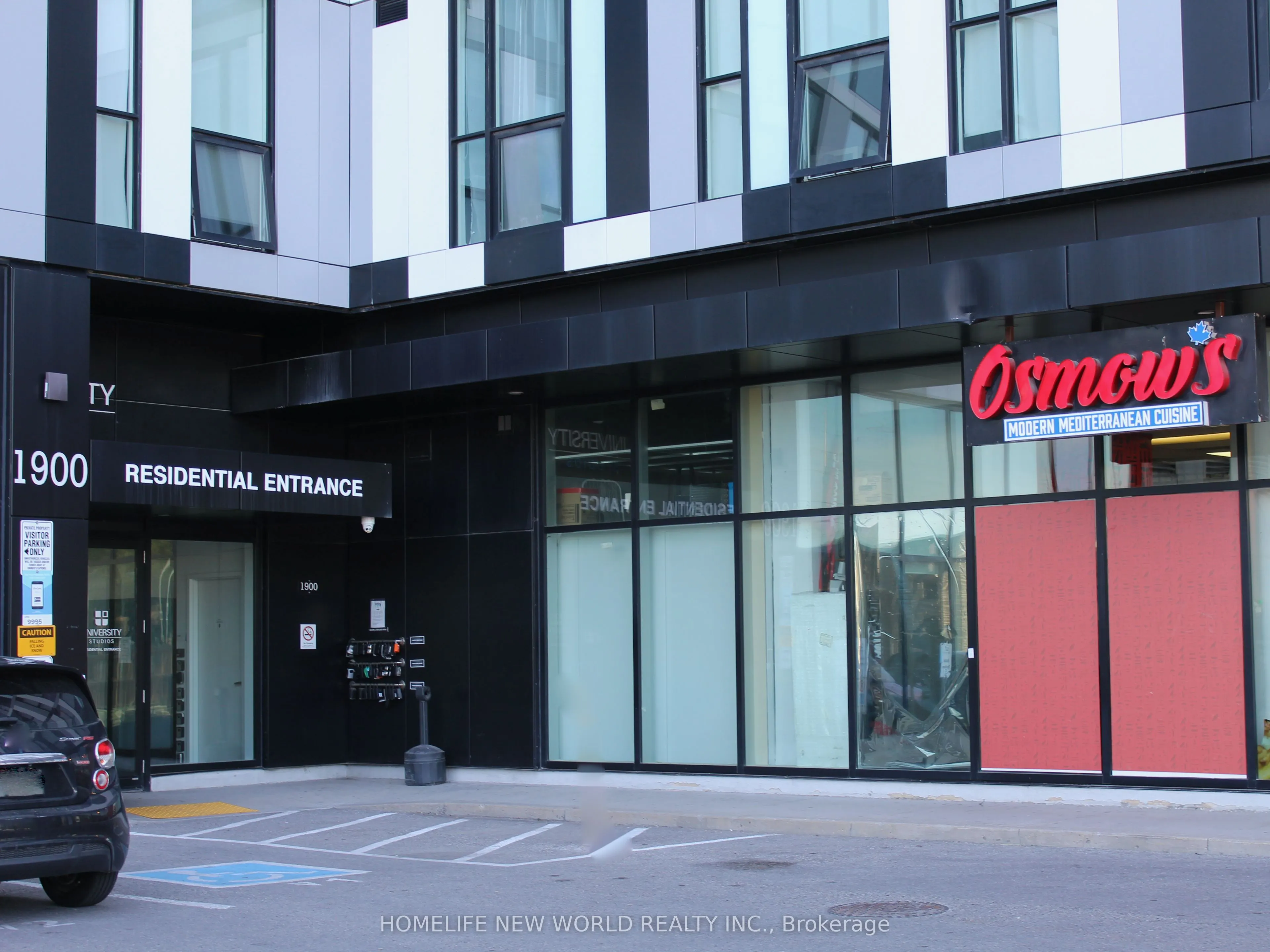 1900 Simcoe Street N, #839