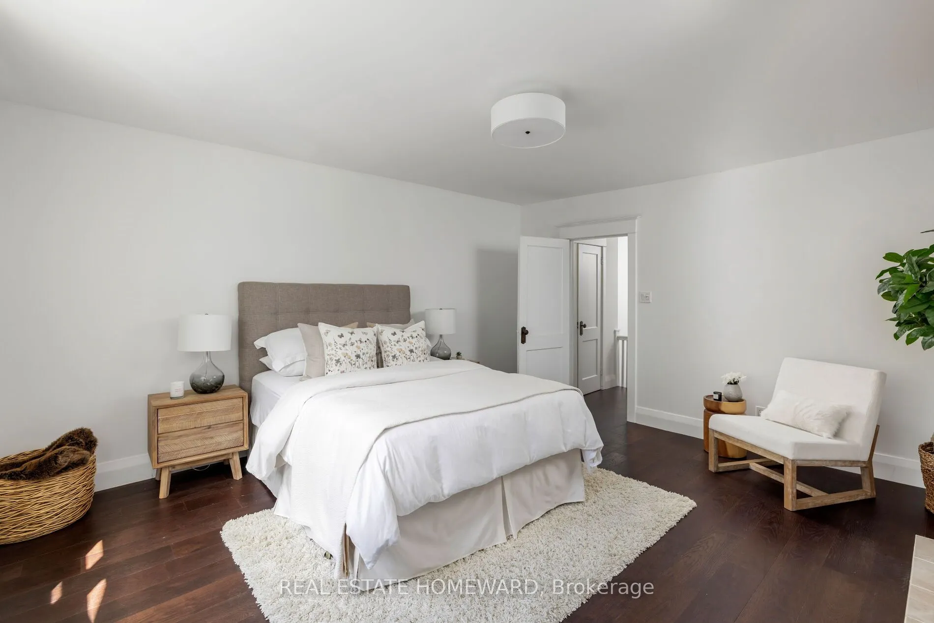 27 Normandy Boulevard
