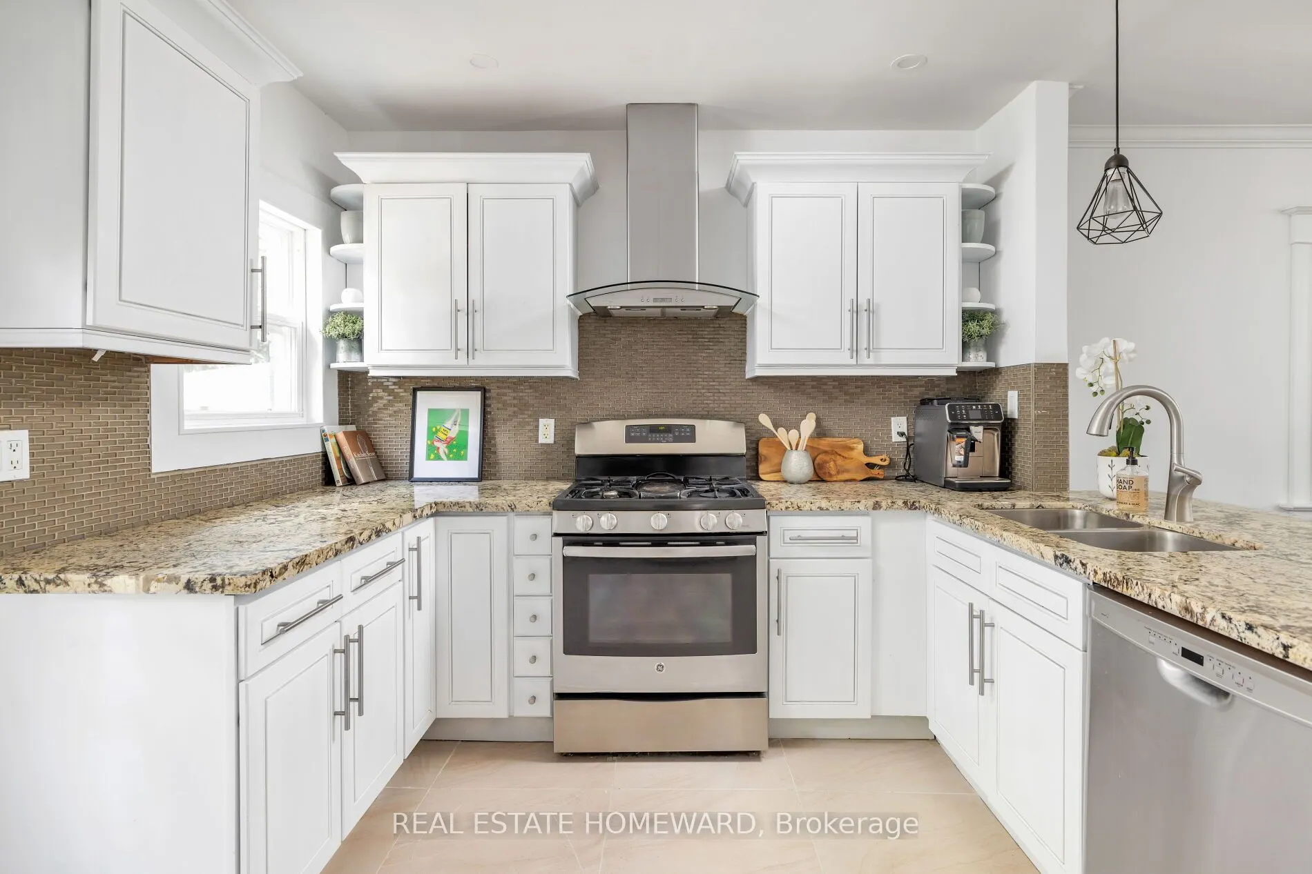 27 Normandy Boulevard