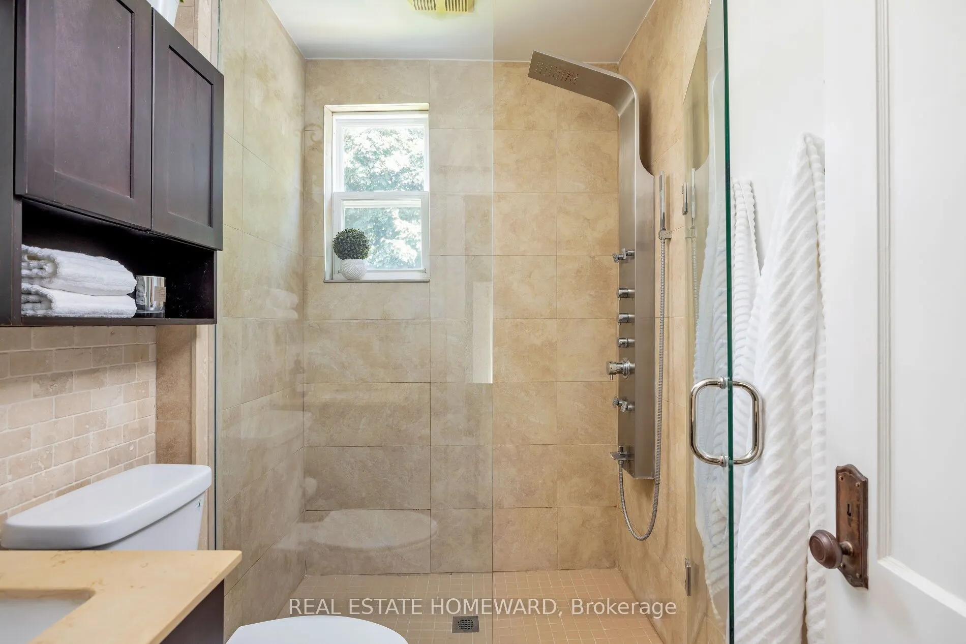 27 Normandy Boulevard