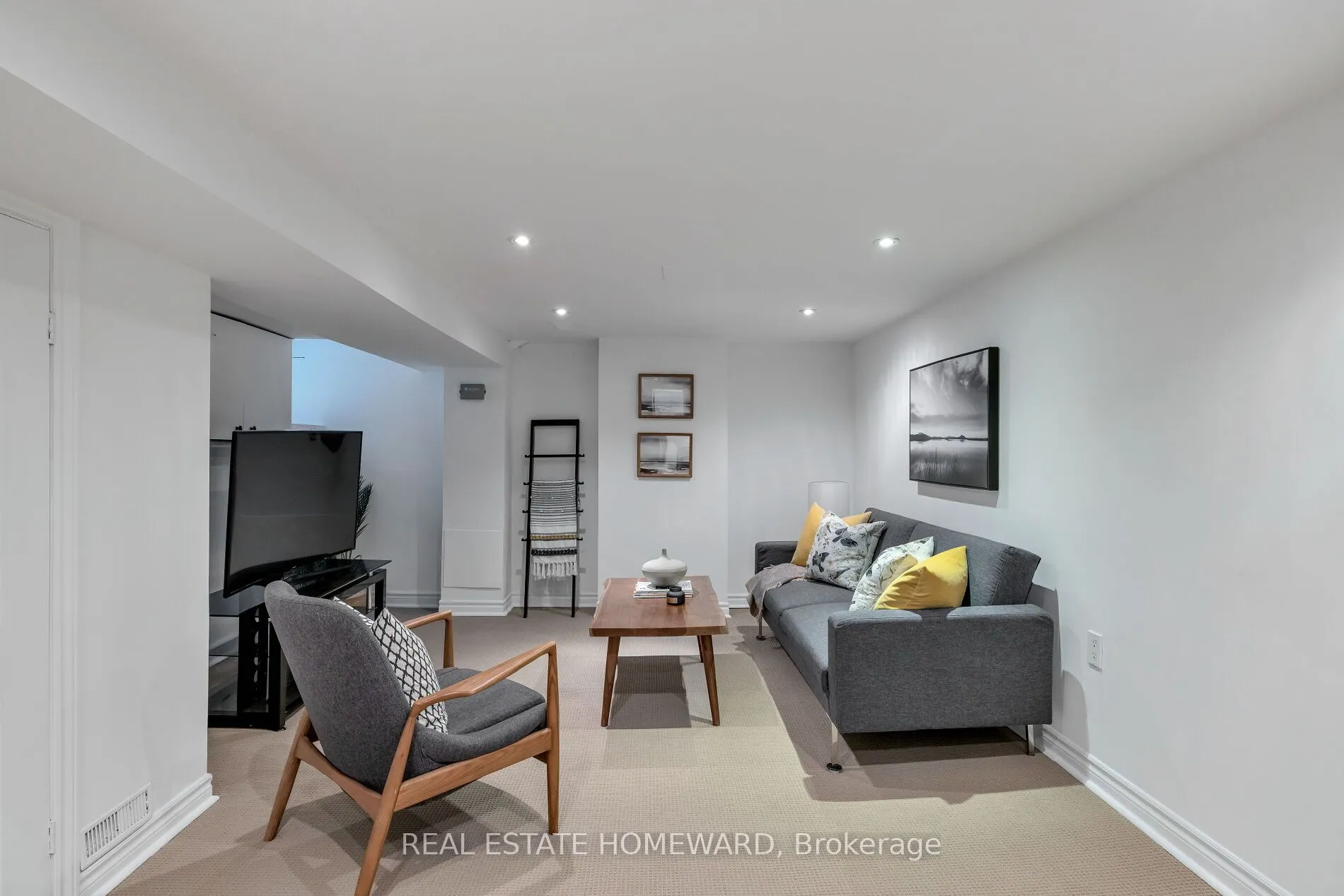 27 Normandy Boulevard