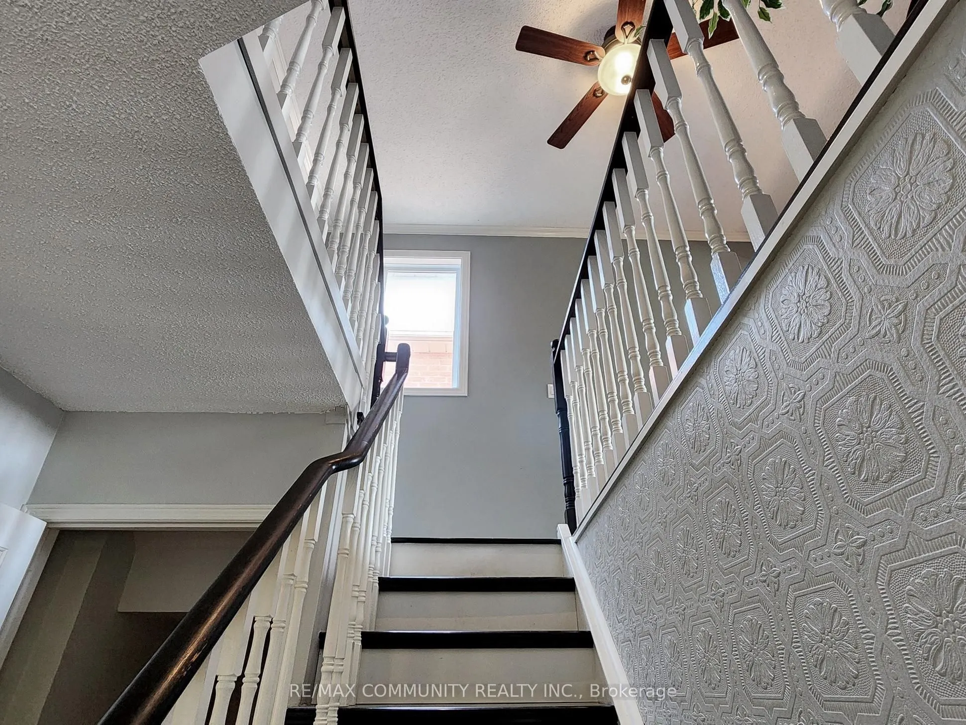46 Furrow Drive