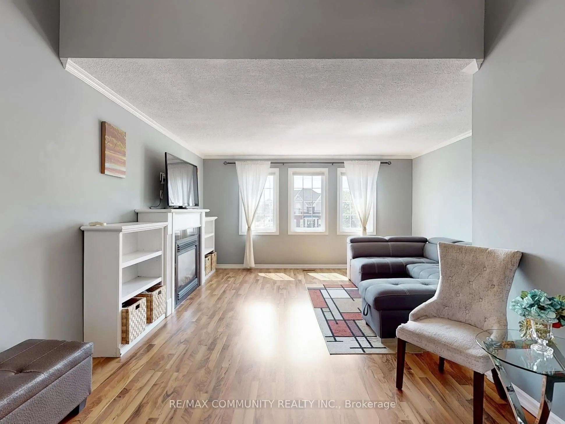 46 Furrow Drive