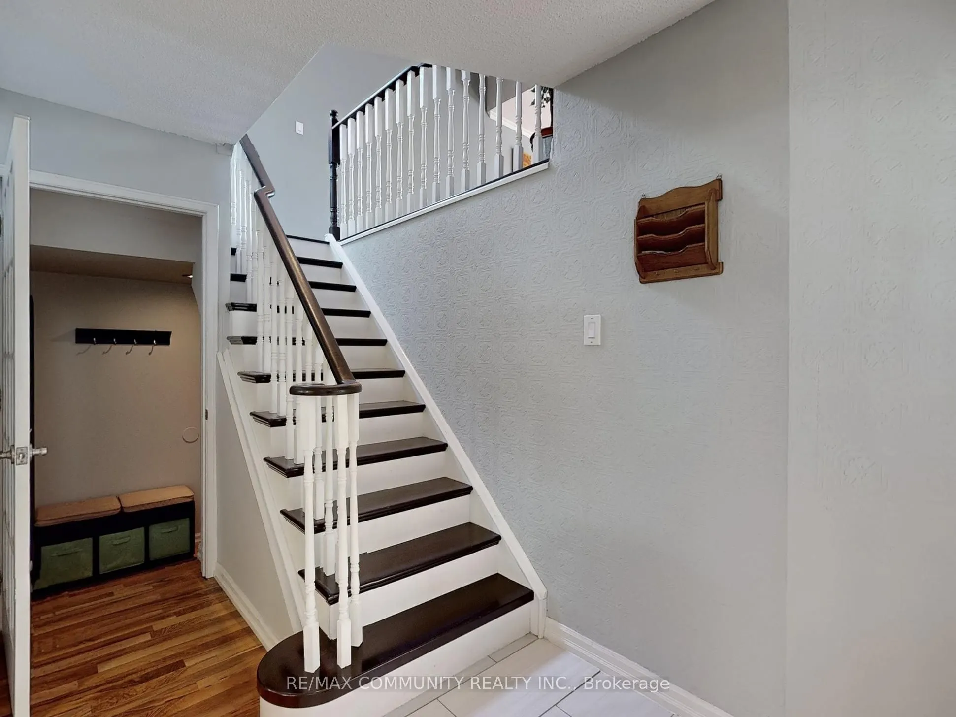 46 Furrow Drive