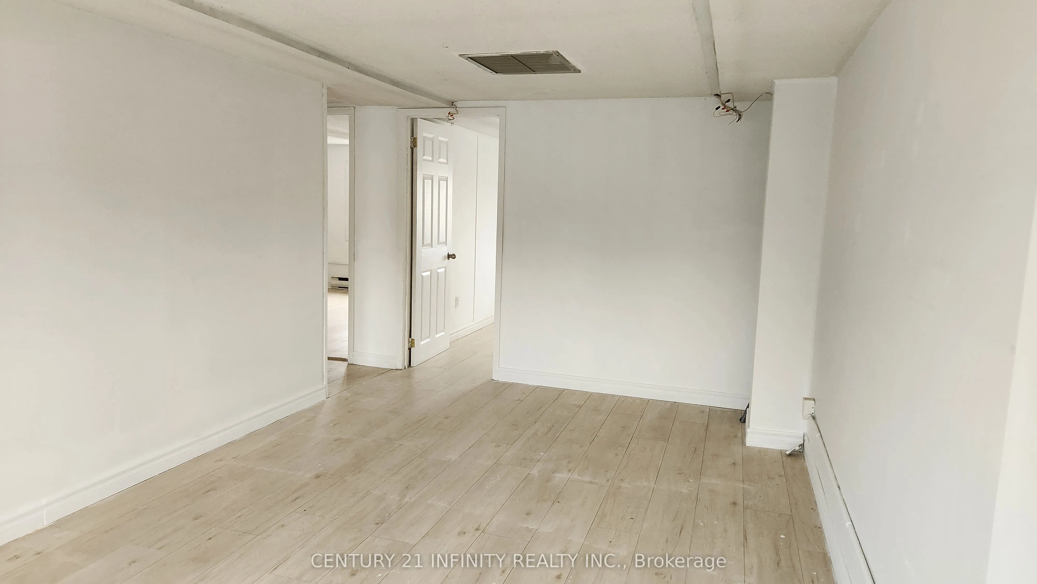 1019 Nelson Street, #8