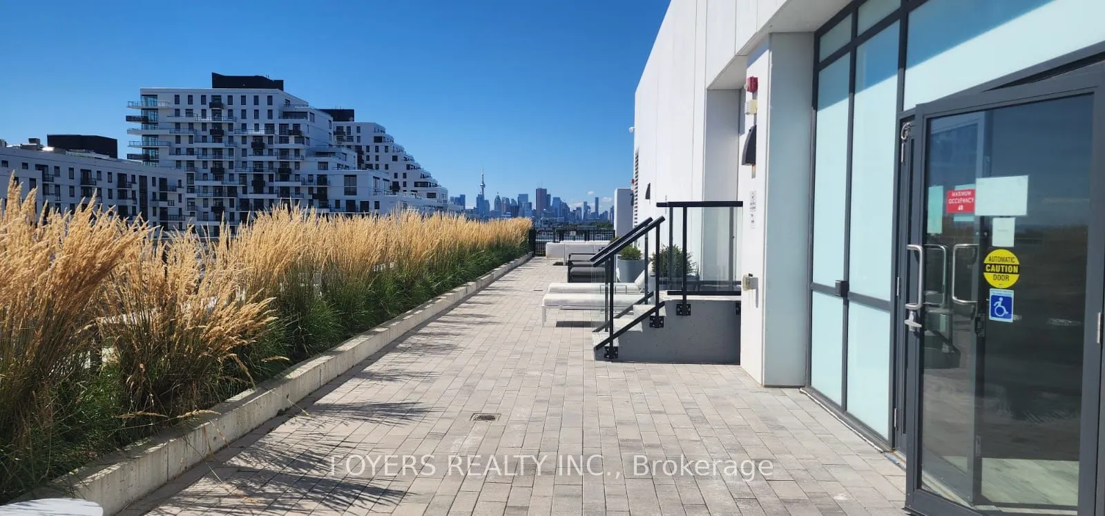 1630 Queen Street E, #314