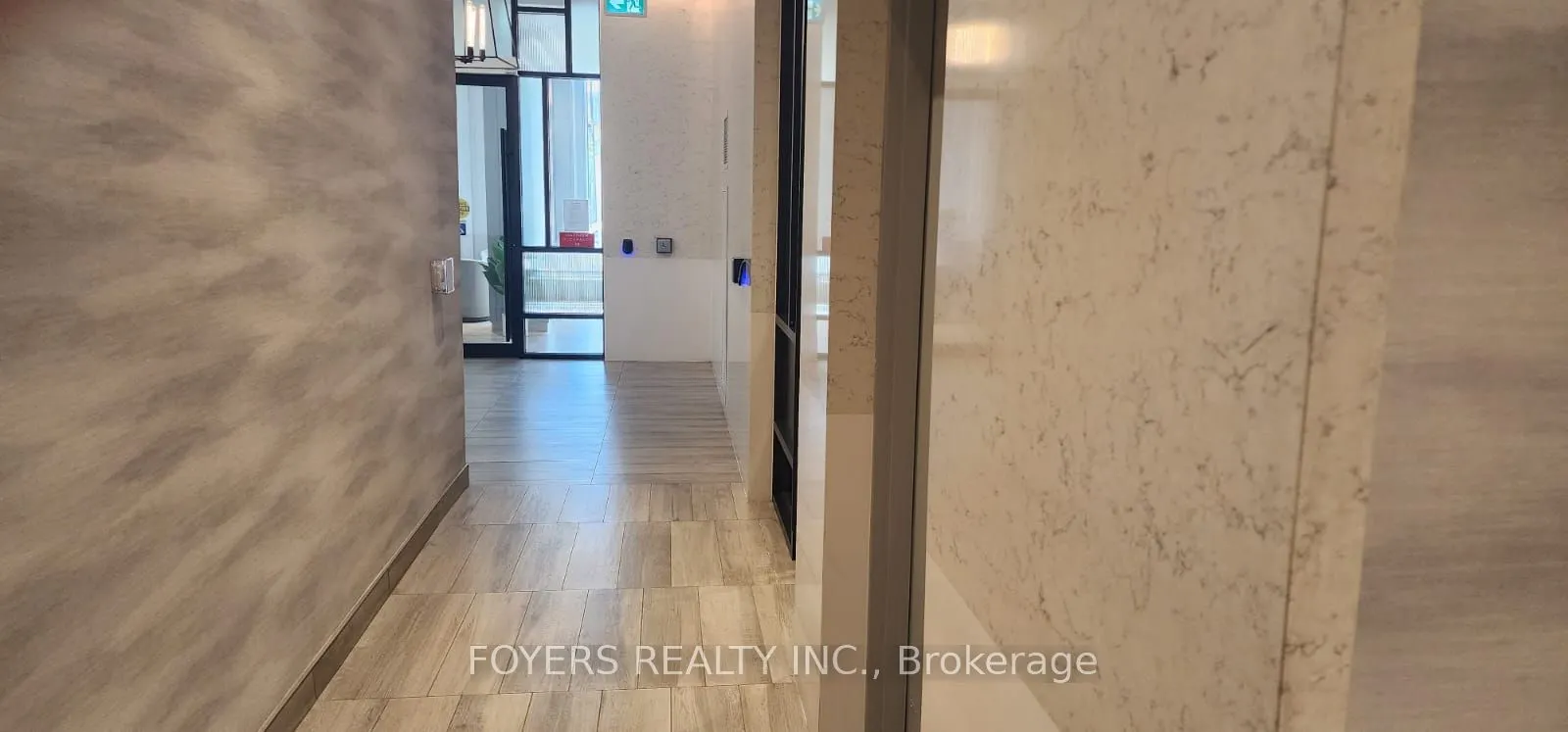 1630 Queen Street E, #314