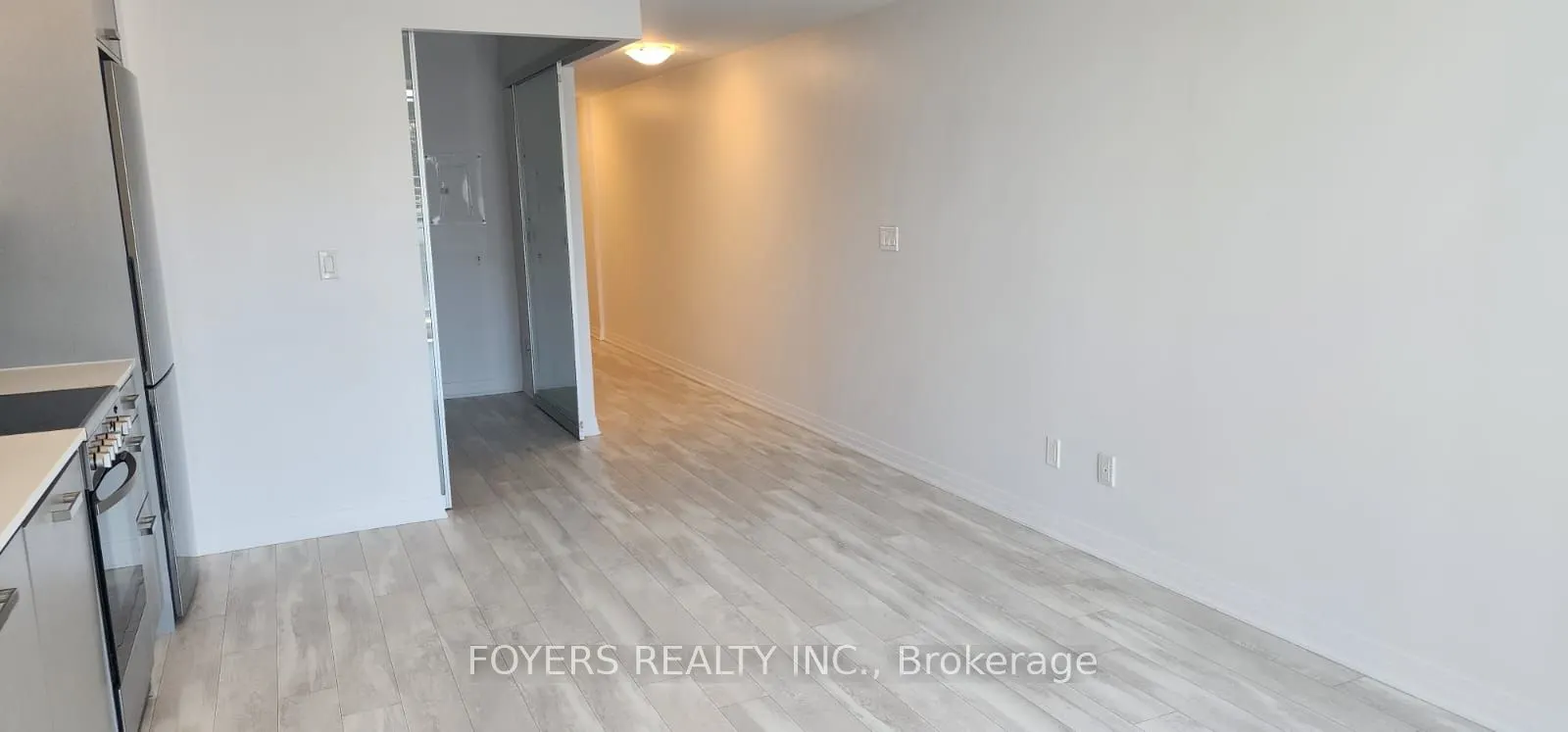 1630 Queen Street E, #314