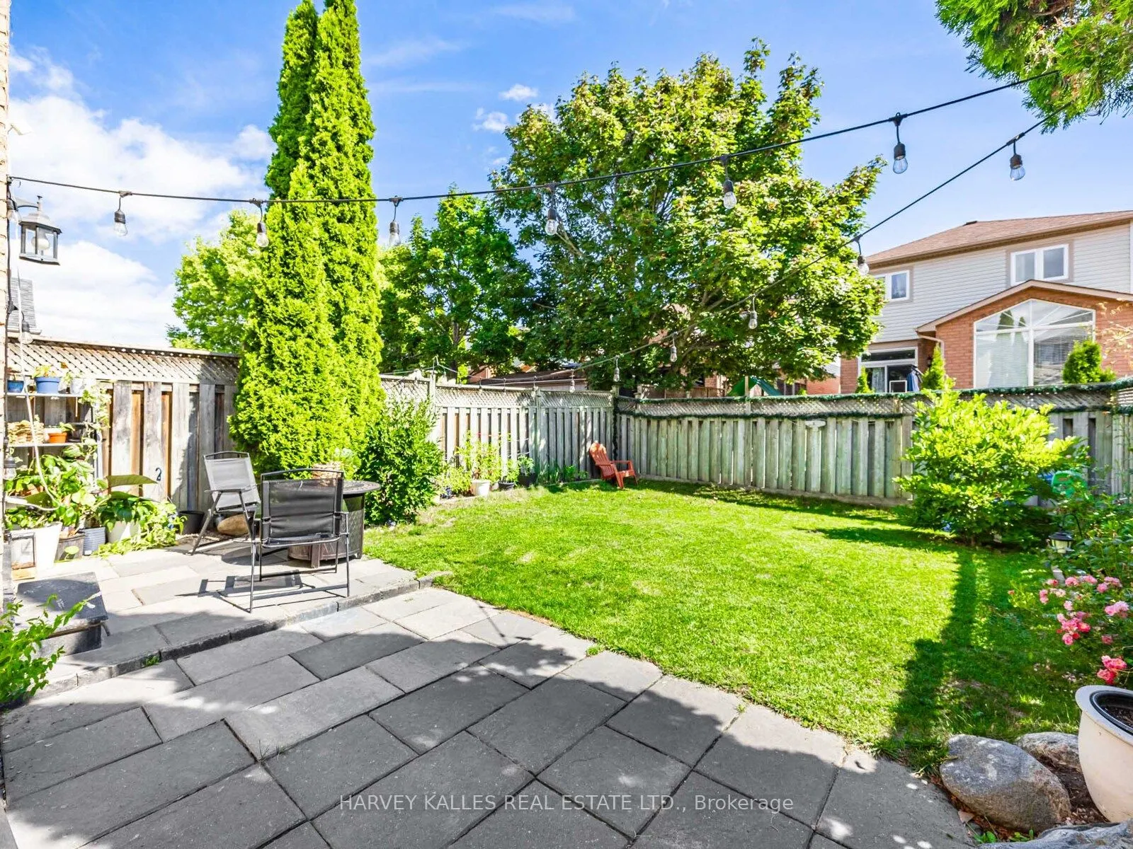 10 Hibbard Dr. Street
