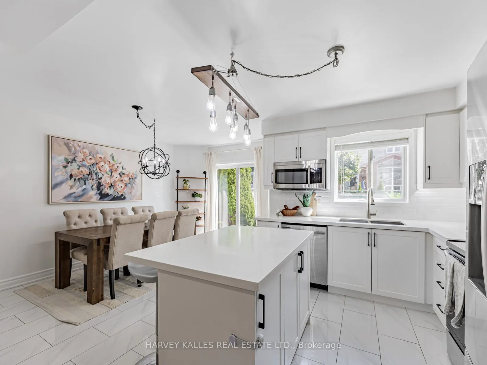 10 Hibbard Dr. Street