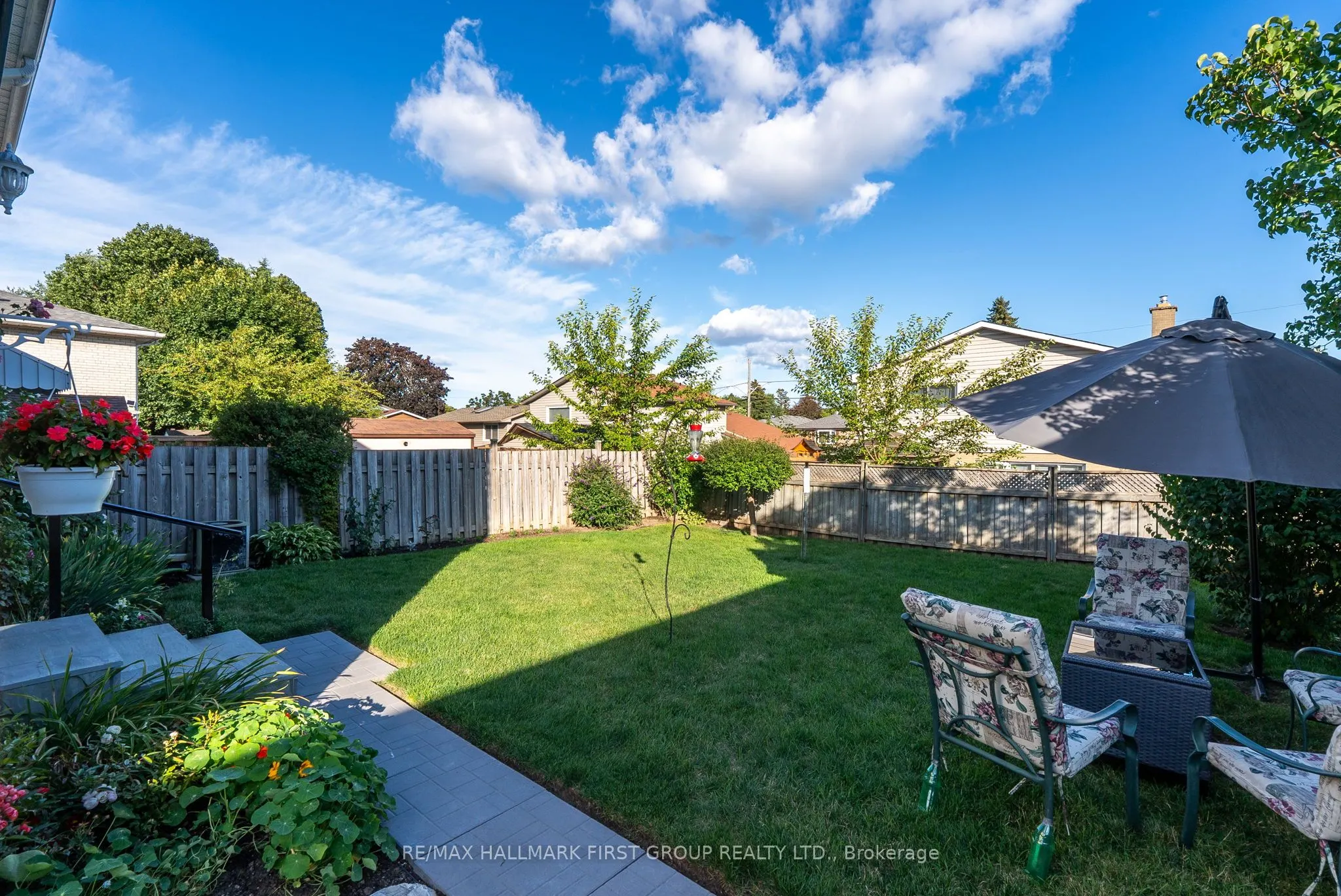 865 Marinet Crescent