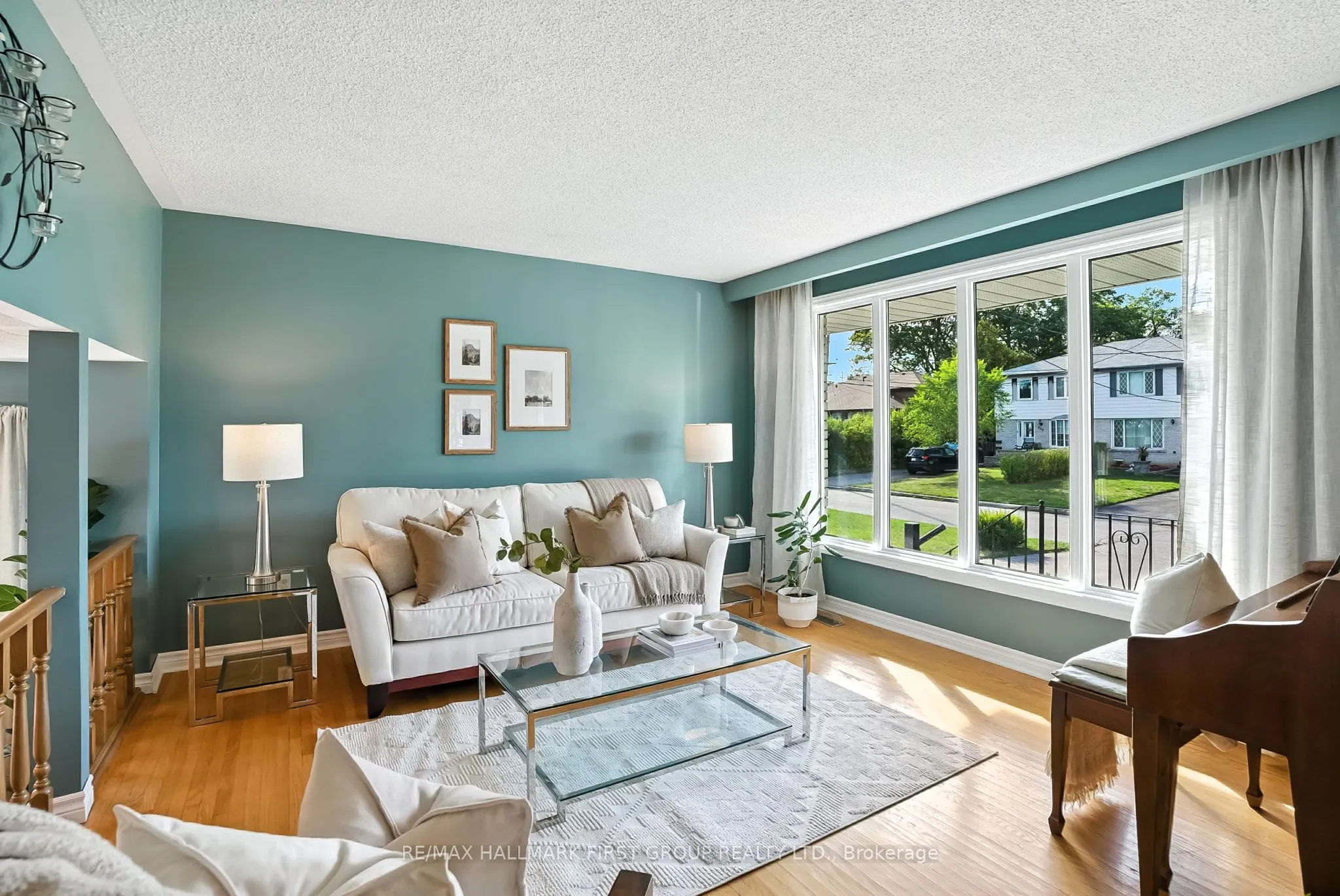 865 Marinet Crescent