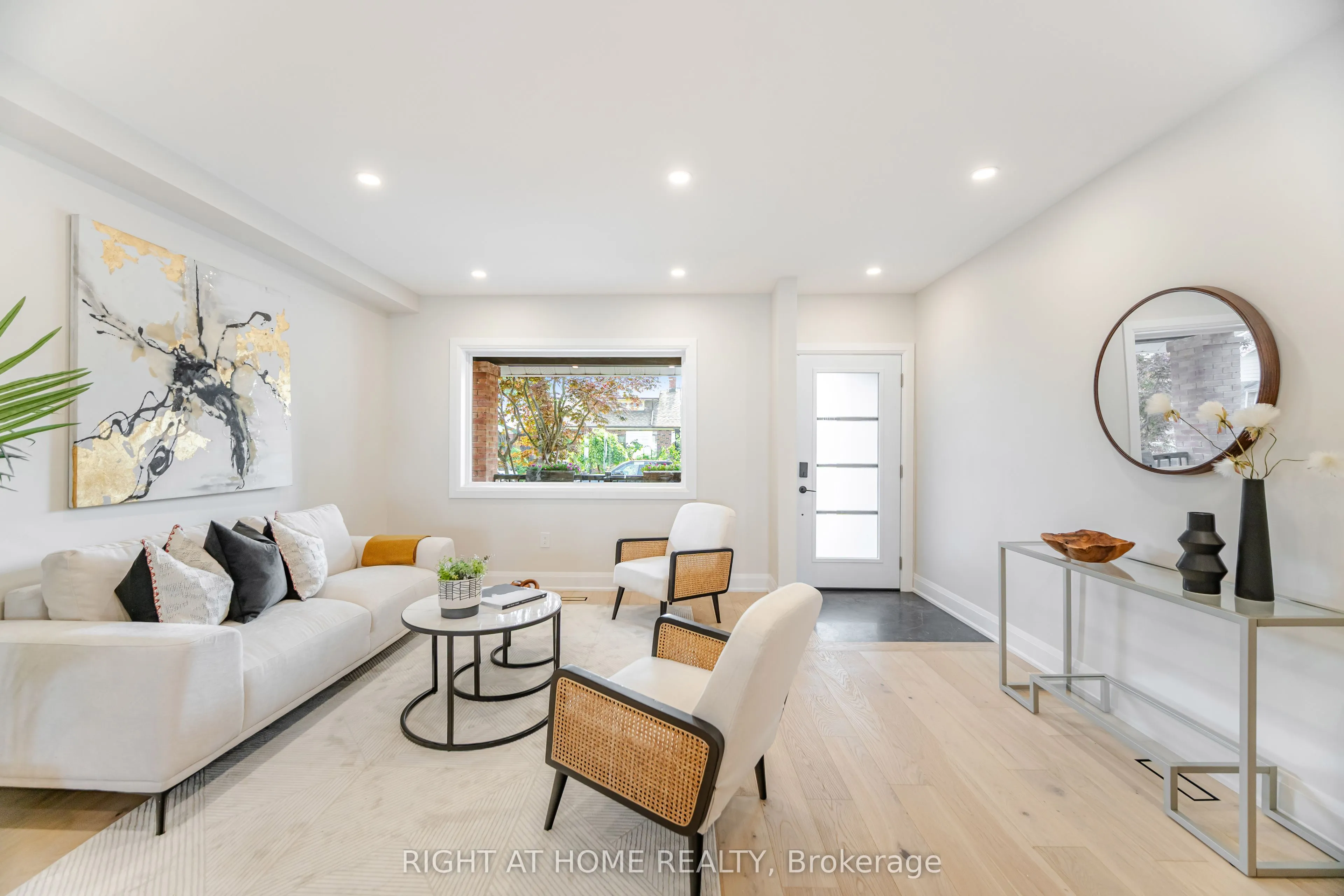 23 Bowmore Road