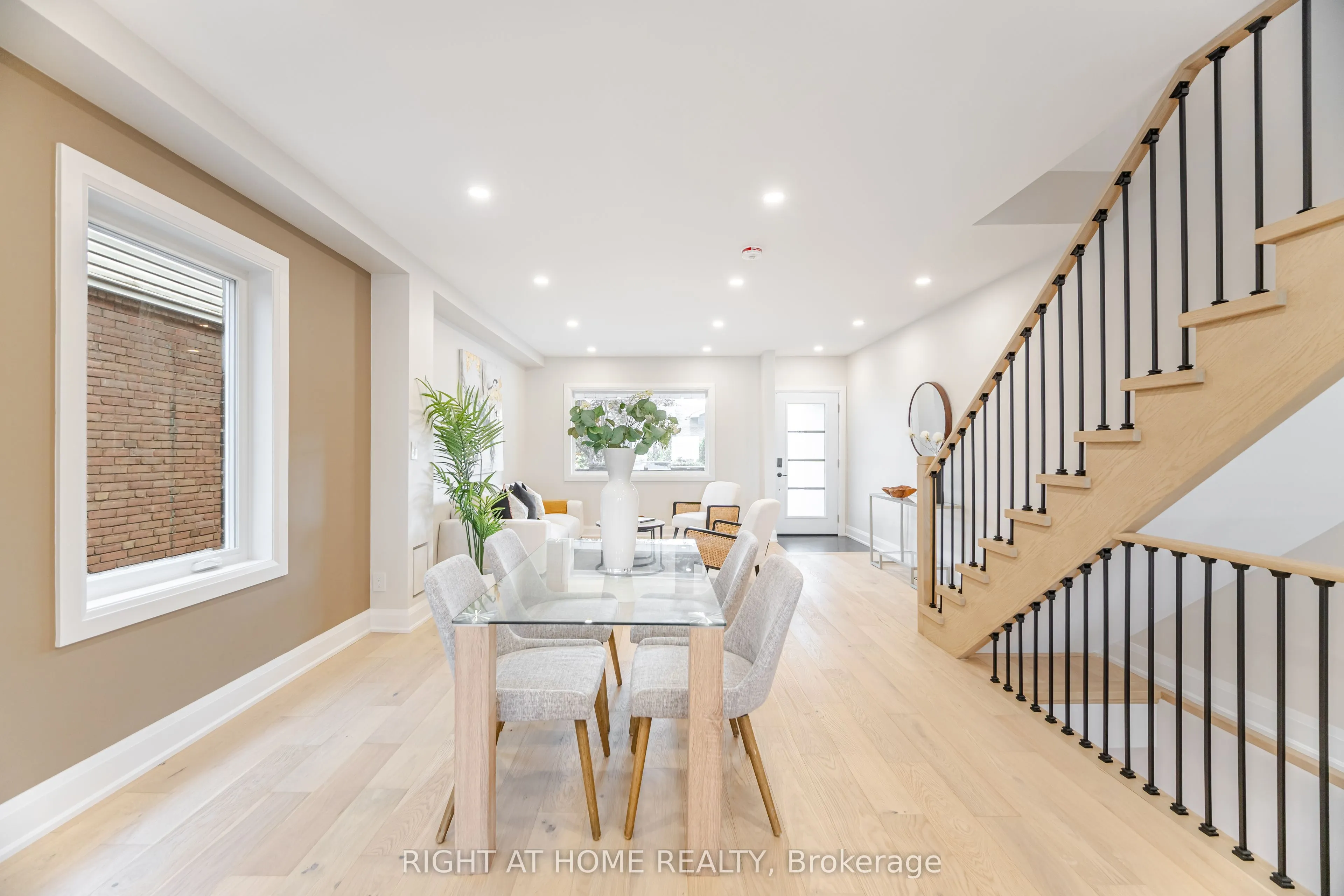 23 Bowmore Road