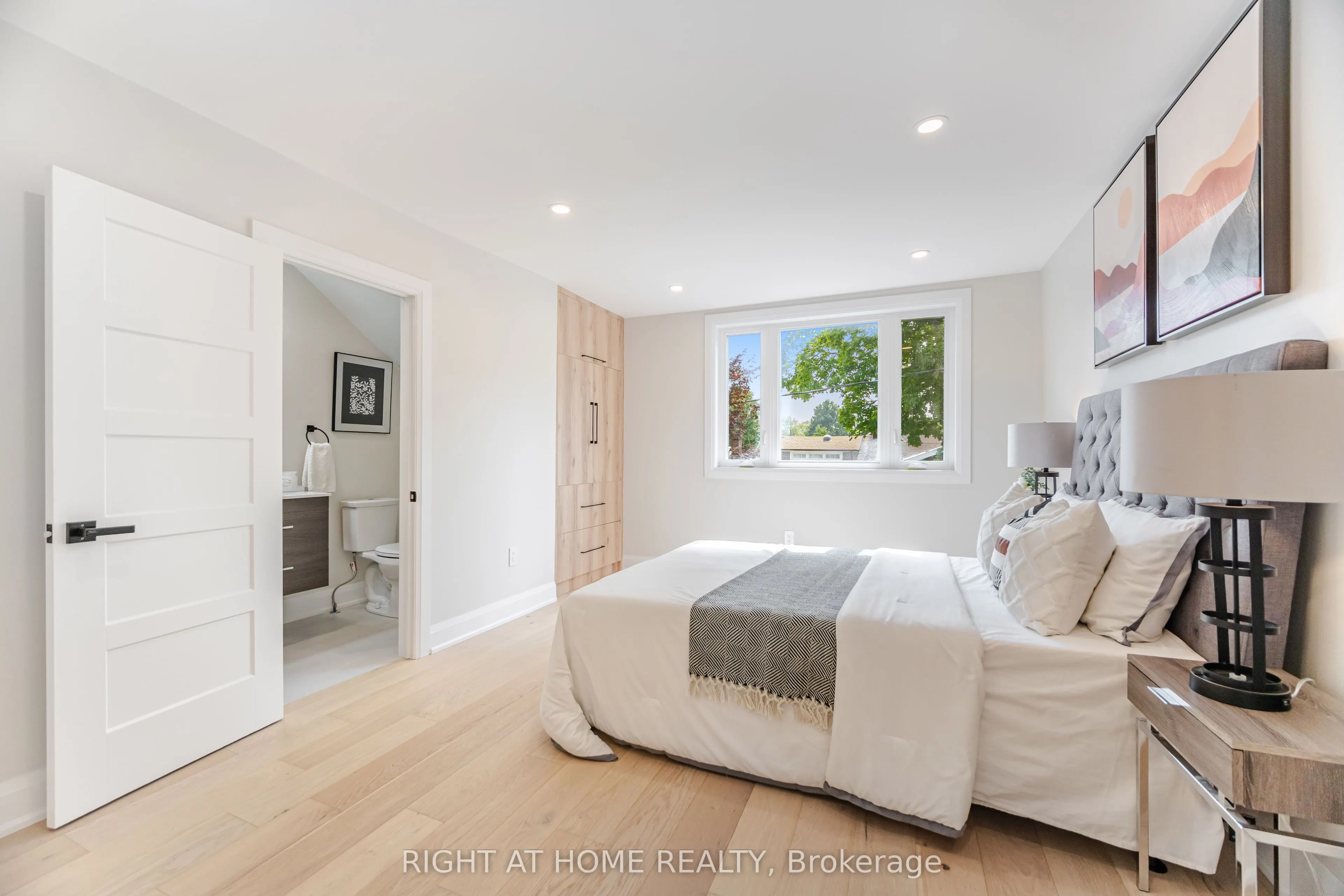 23 Bowmore Road