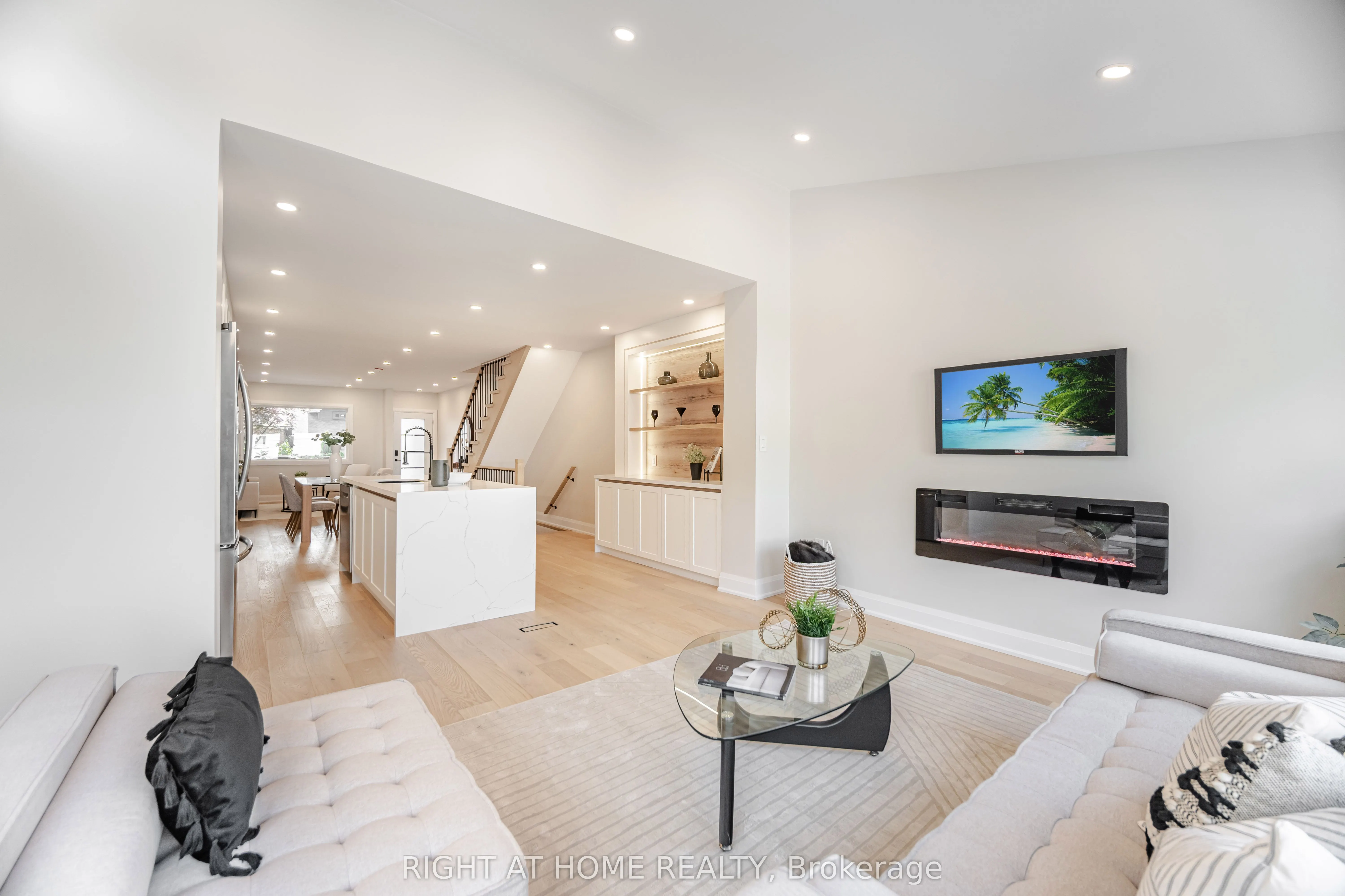 23 Bowmore Road