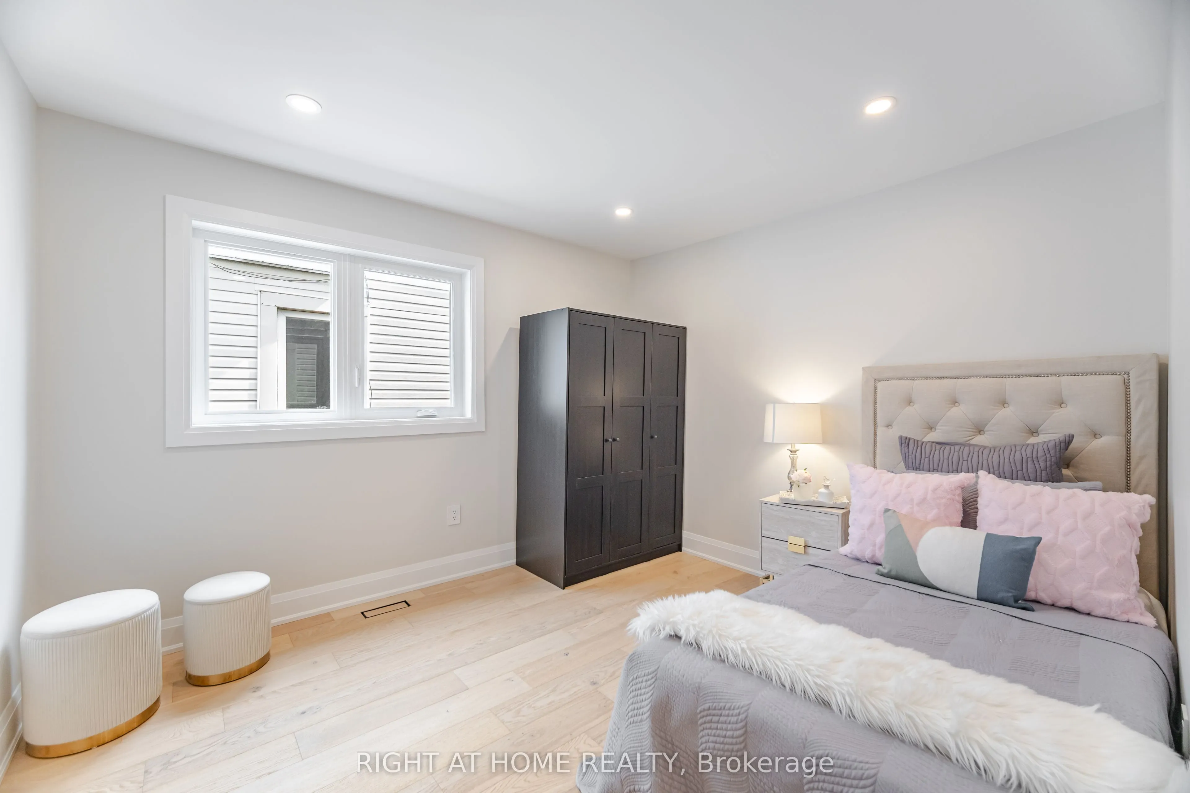 23 Bowmore Road