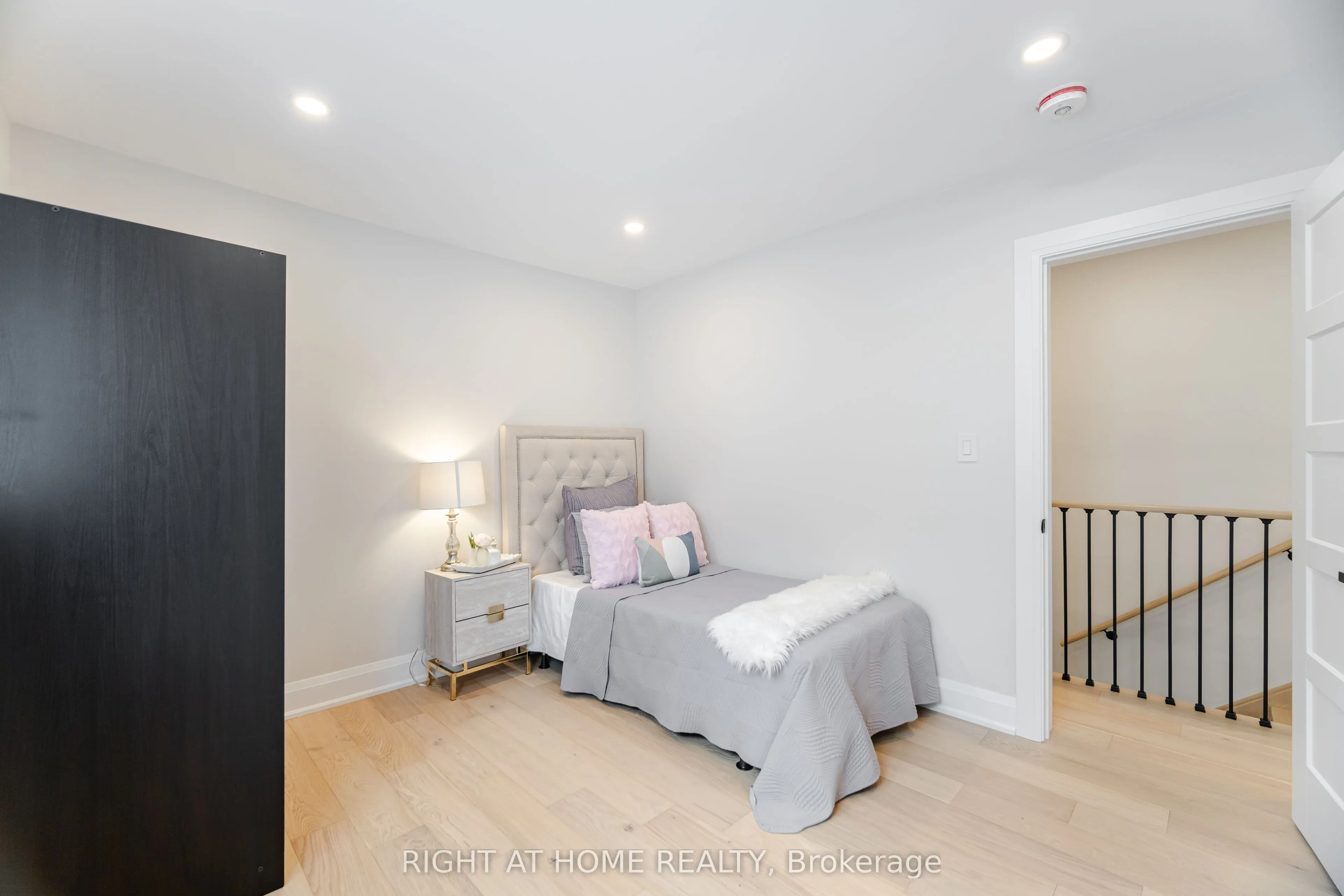 23 Bowmore Road