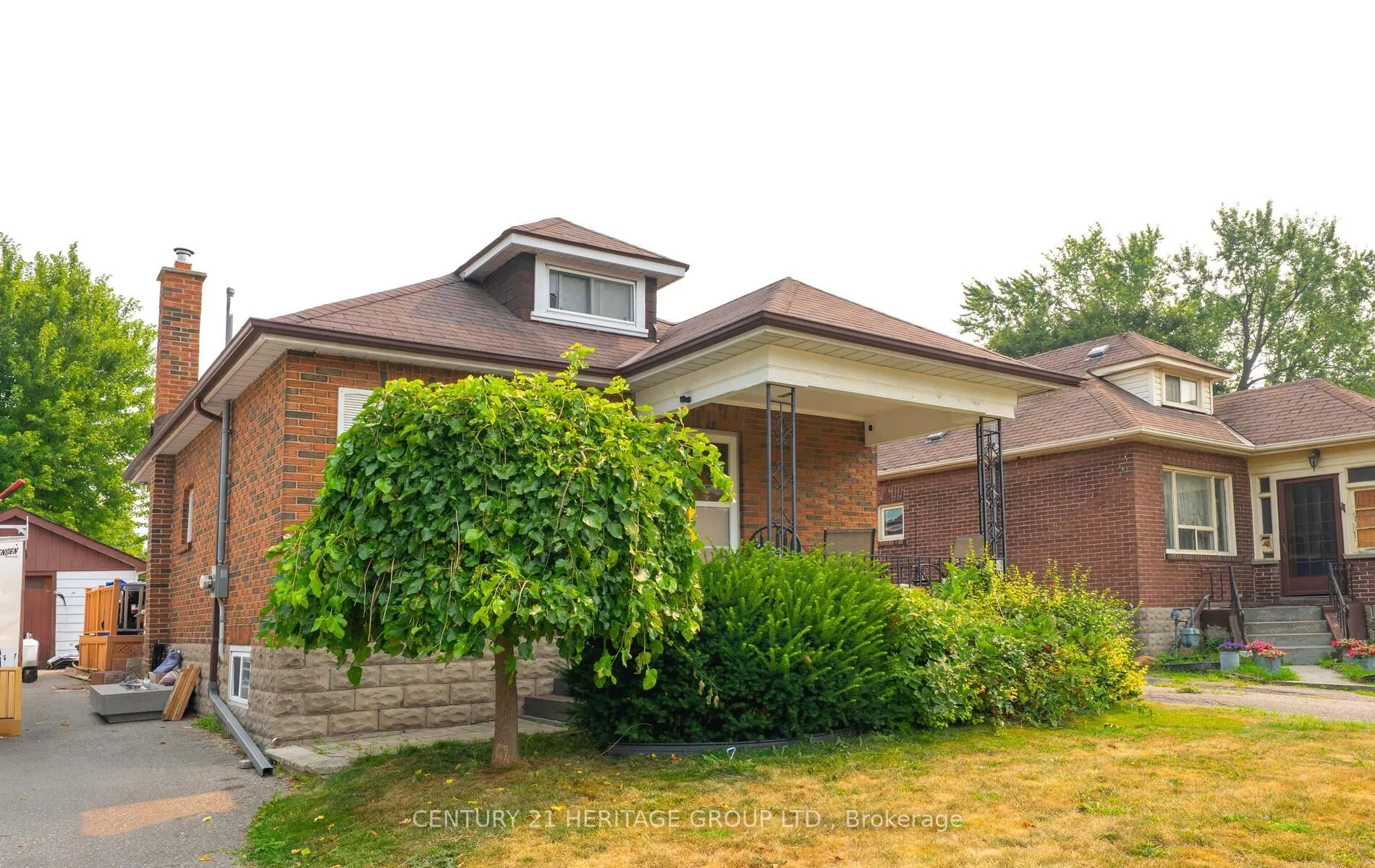 203 Hibbert Avenue