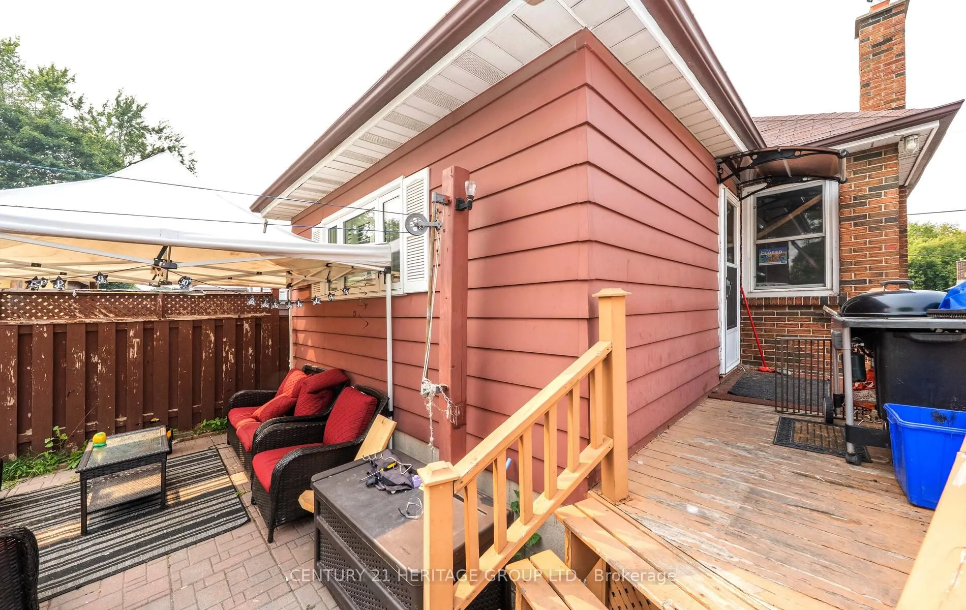 203 Hibbert Avenue