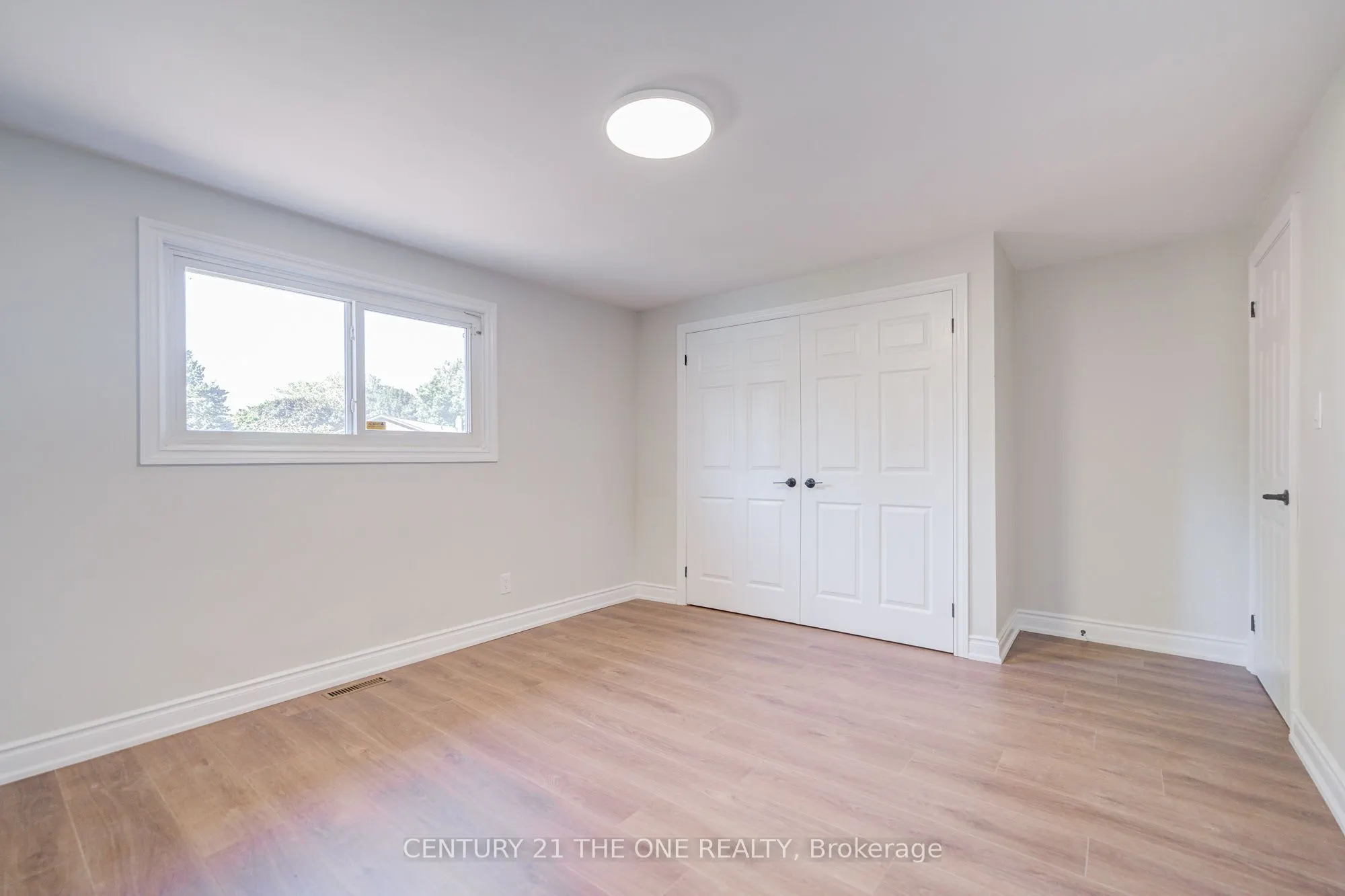 54 Marblemount Crescent