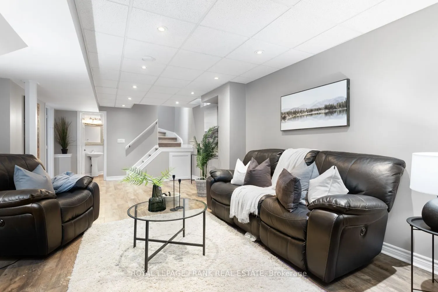 1089 Timberland Crescent