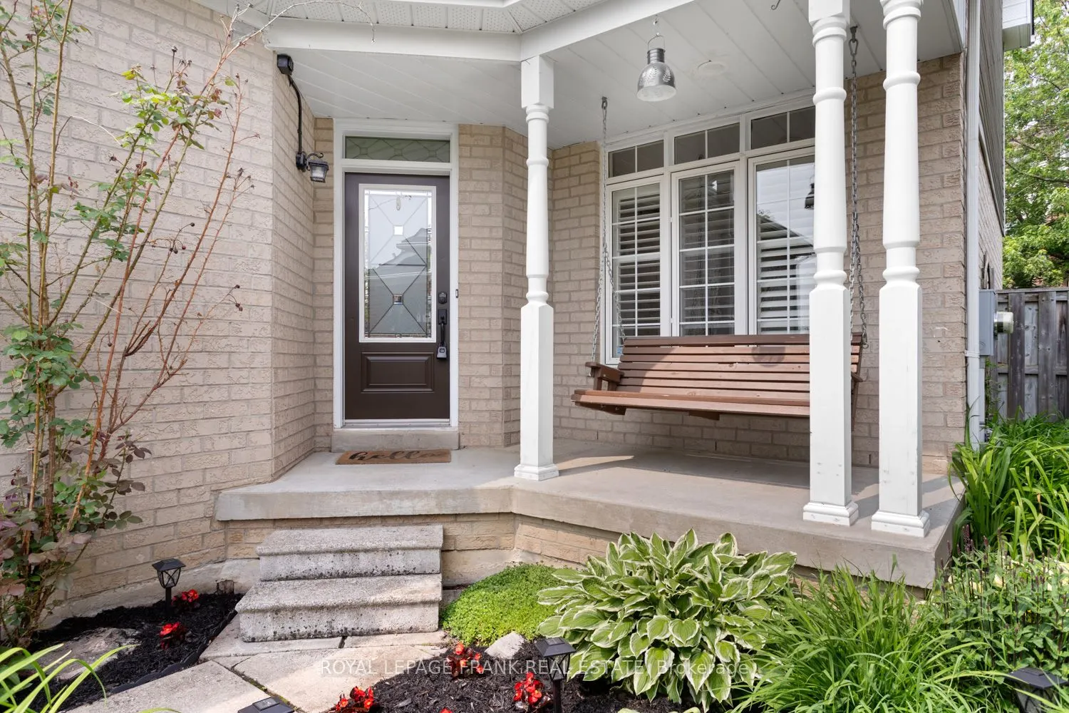 1089 Timberland Crescent