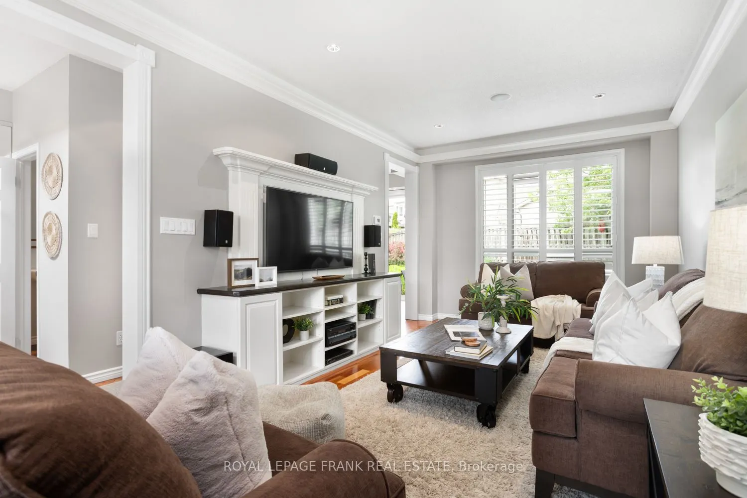 1089 Timberland Crescent