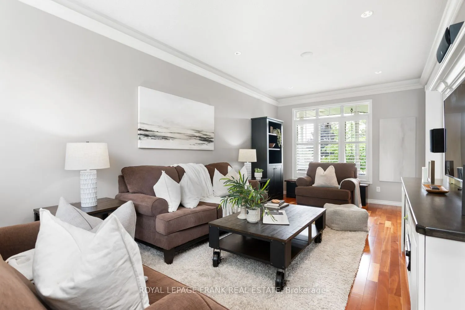 1089 Timberland Crescent