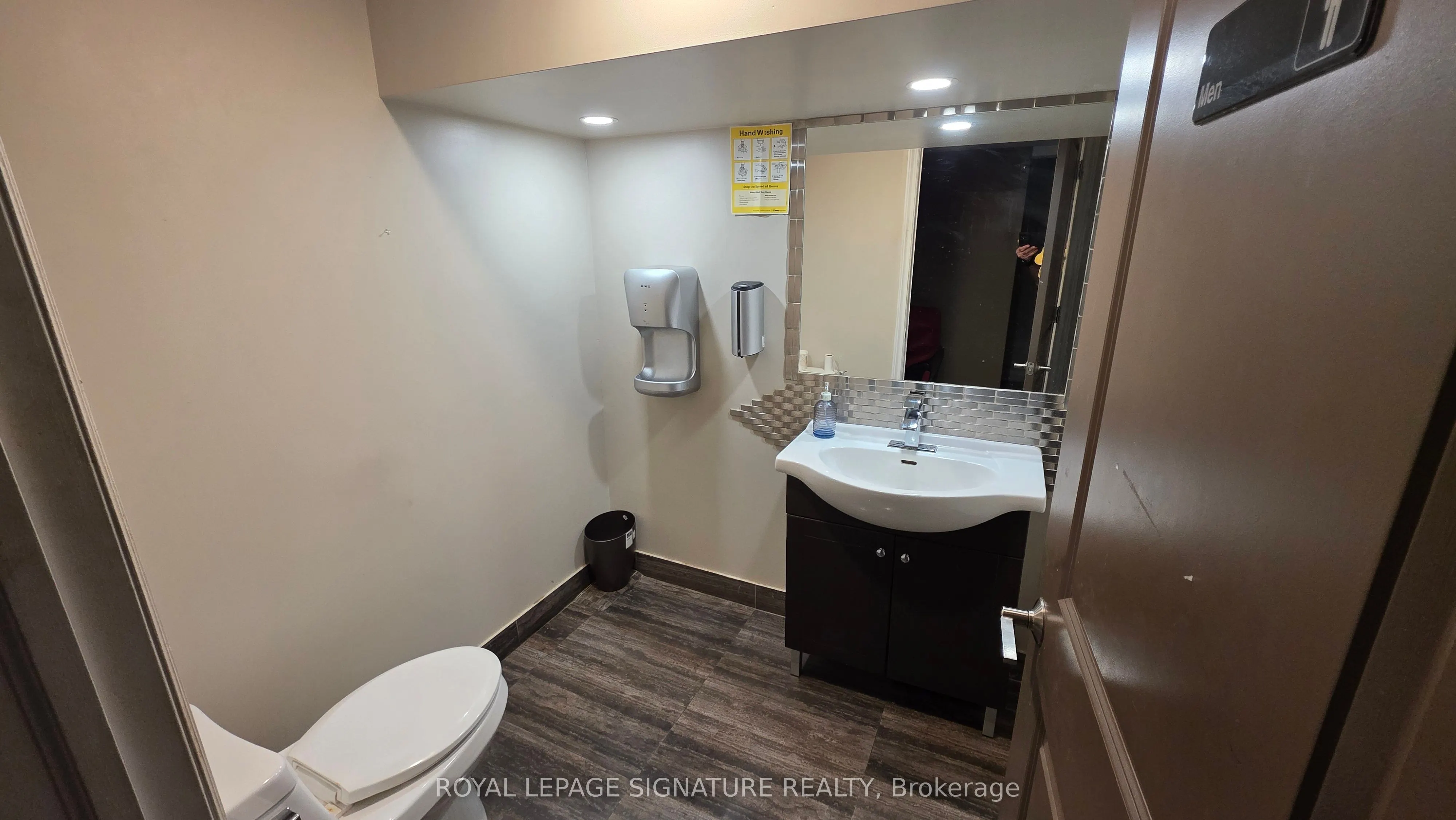 1301 Danforth Avenue, #1299