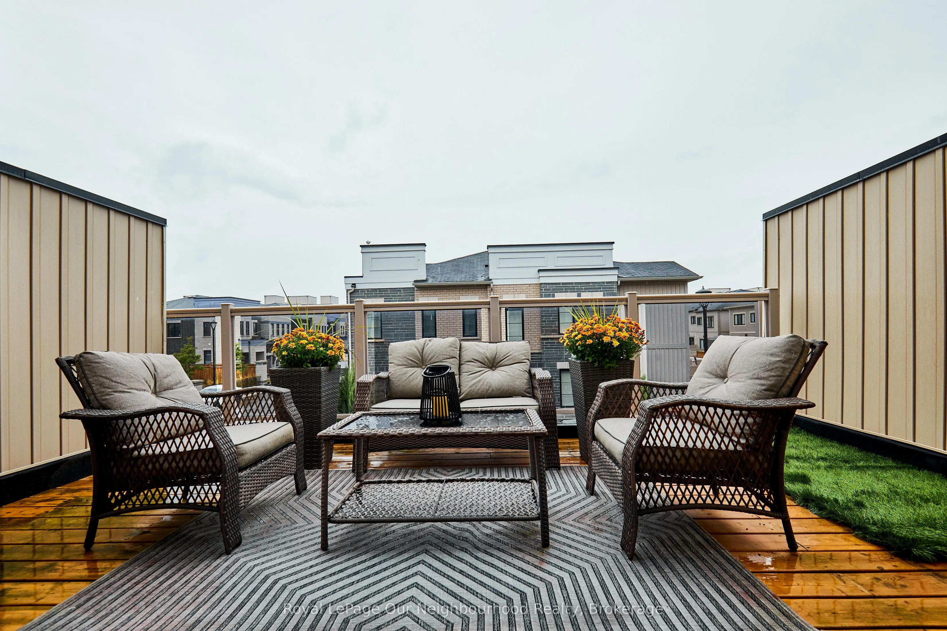 28 Clarington Boulevard