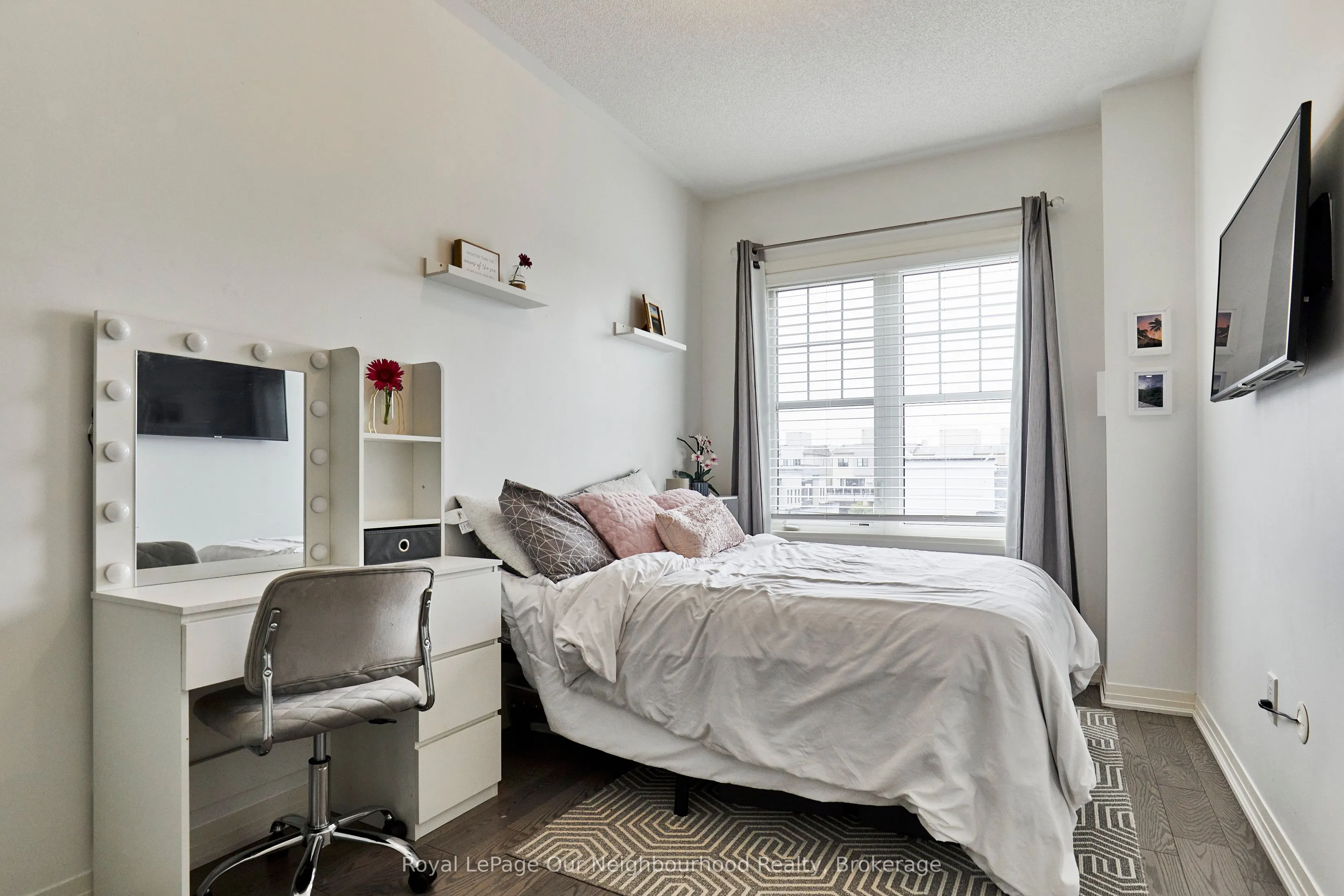 28 Clarington Boulevard