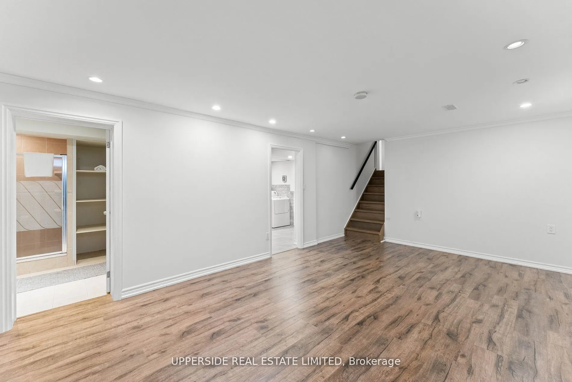 16 Janellan Terrace