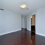 125 Village Green Square, #1305