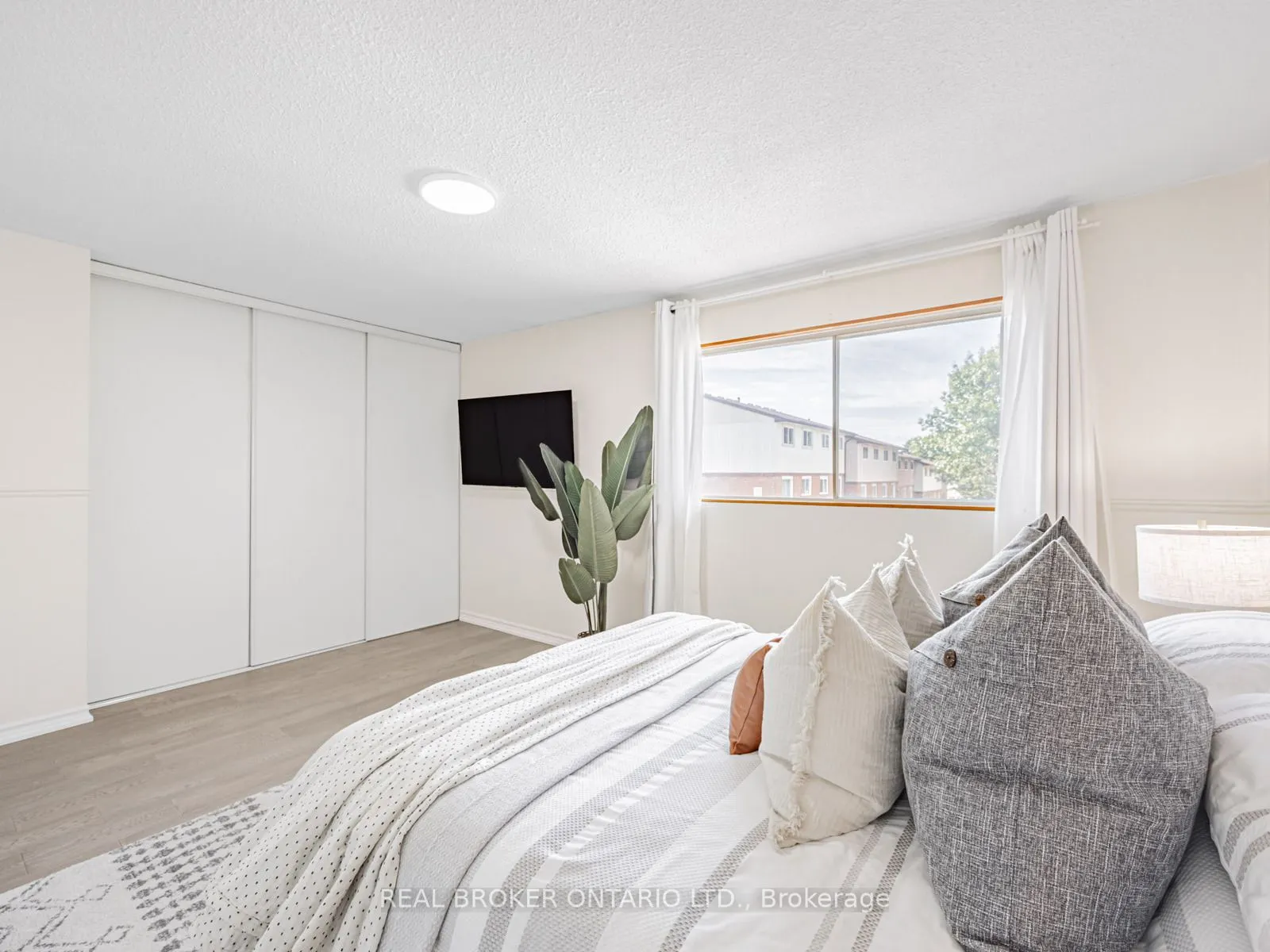 30 Dundalk Drive, #20