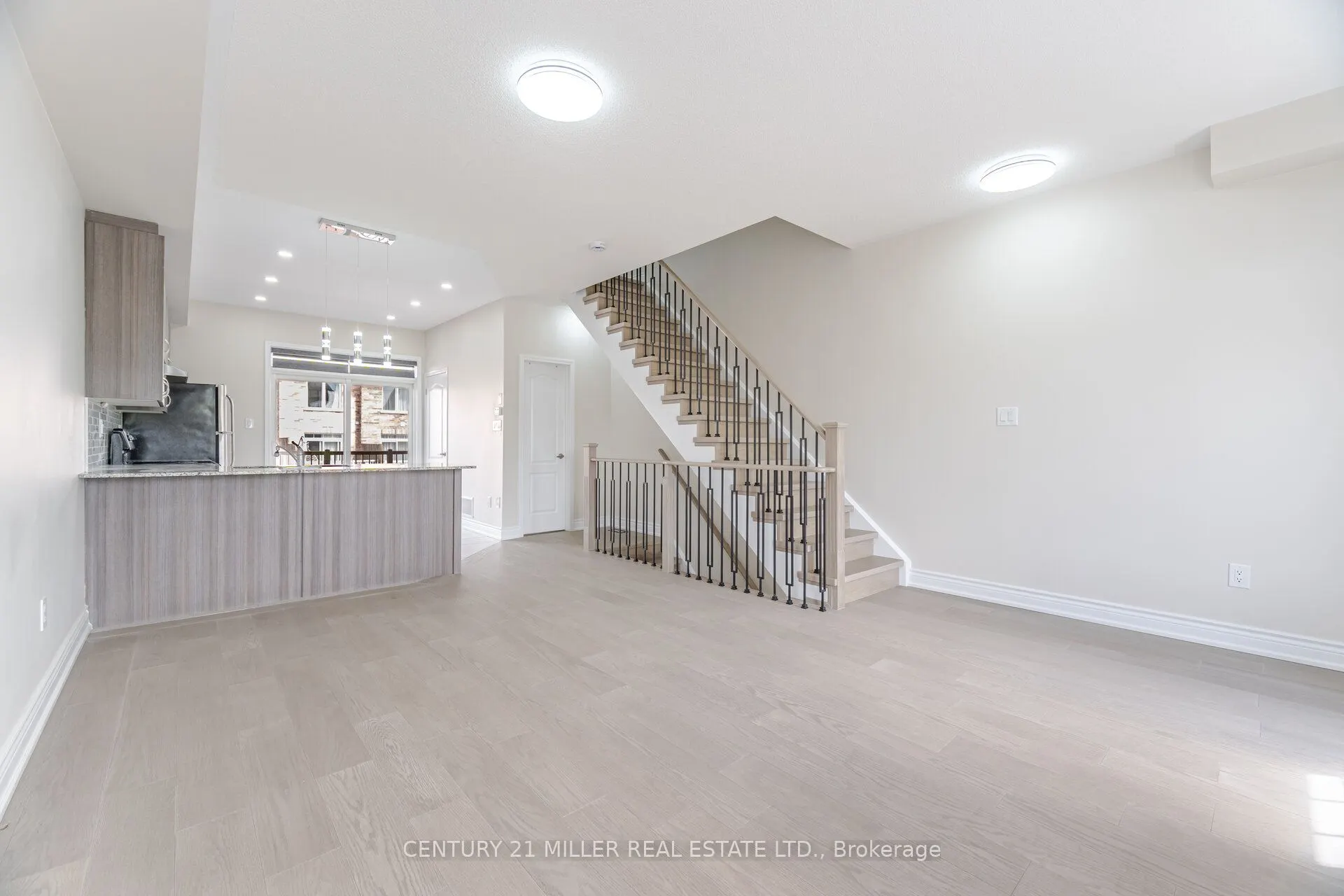 1401 Salem Road N