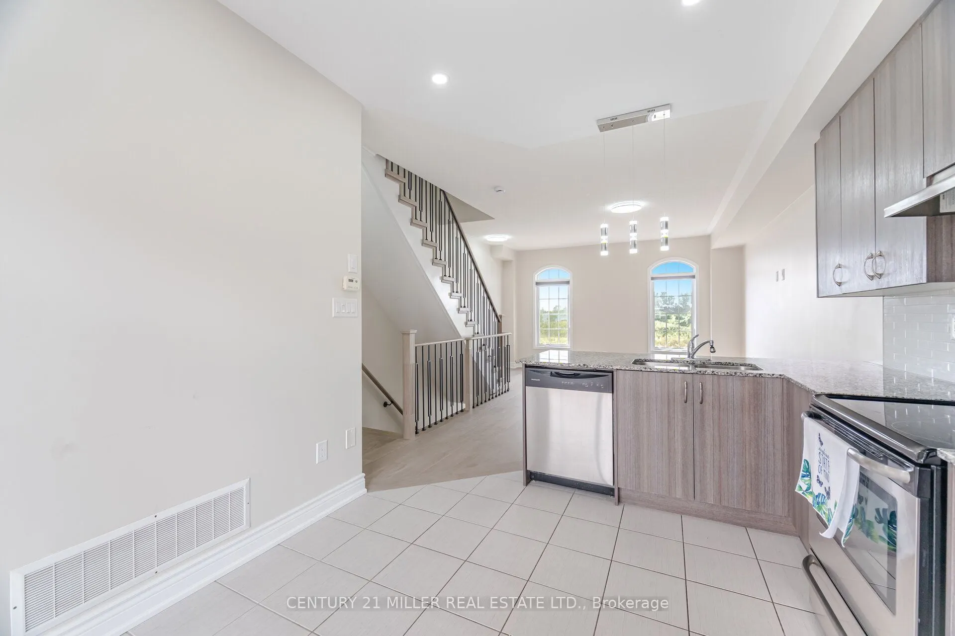 1401 Salem Road N