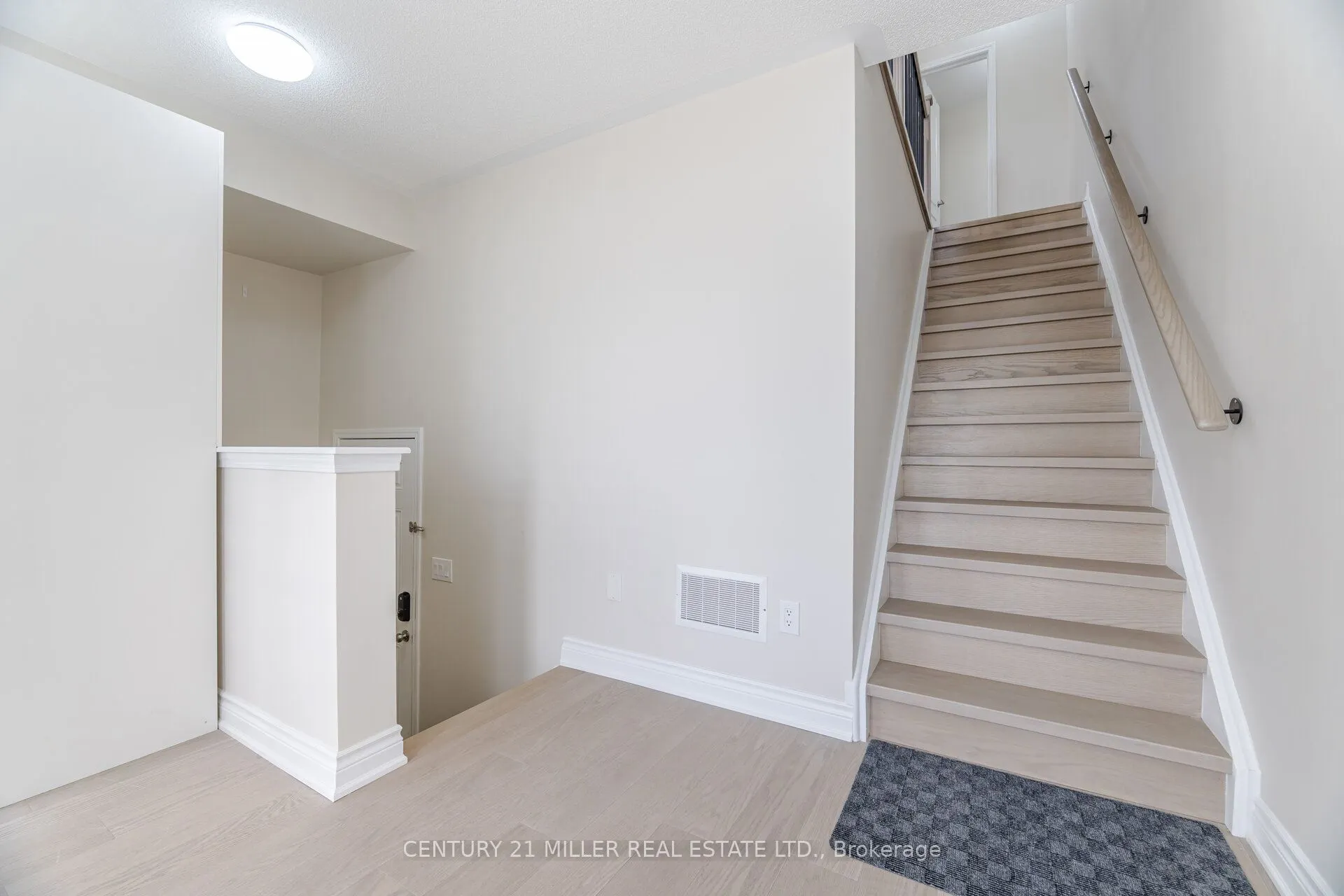 1401 Salem Road N